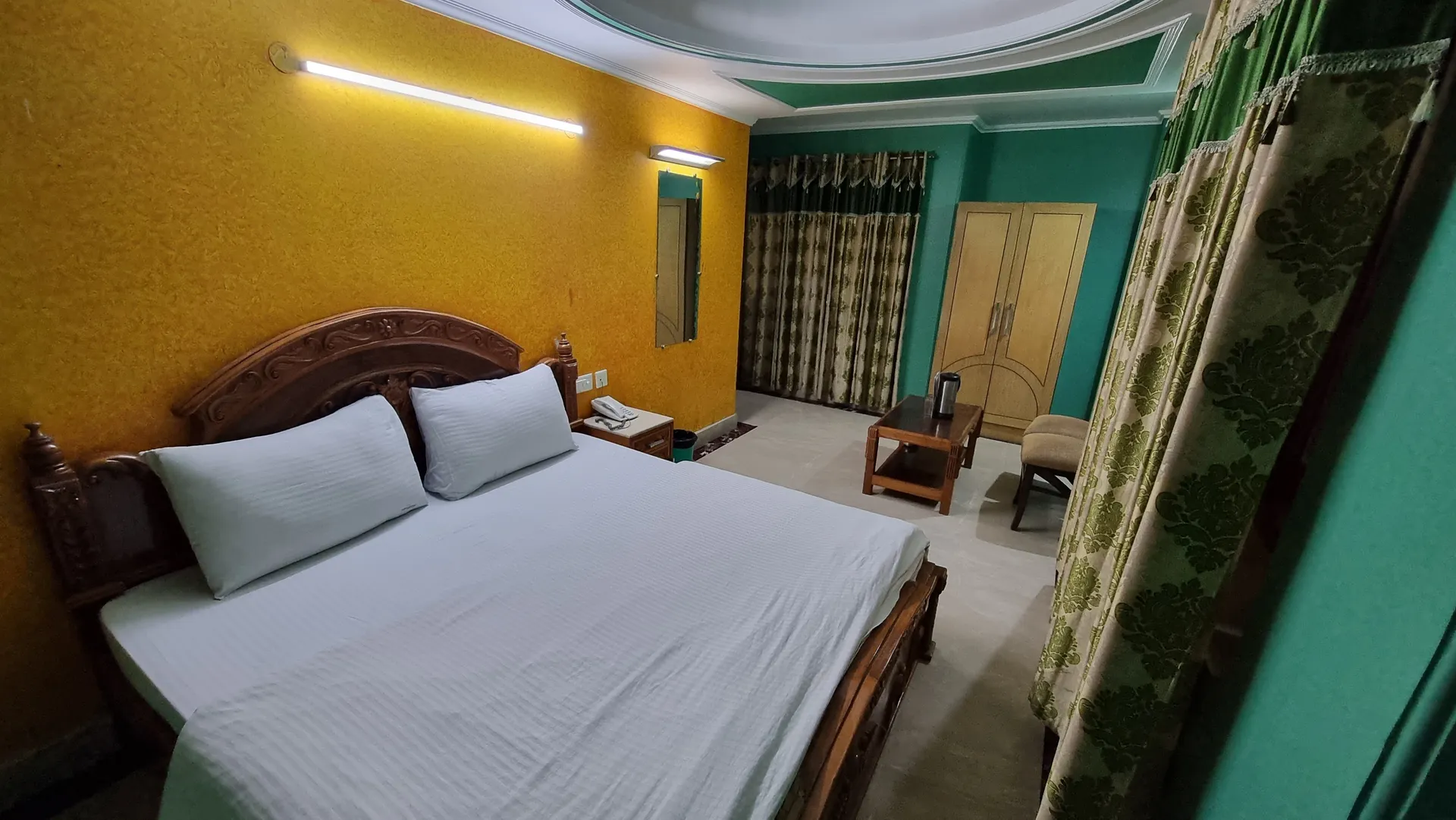 Hotel Apsara Room