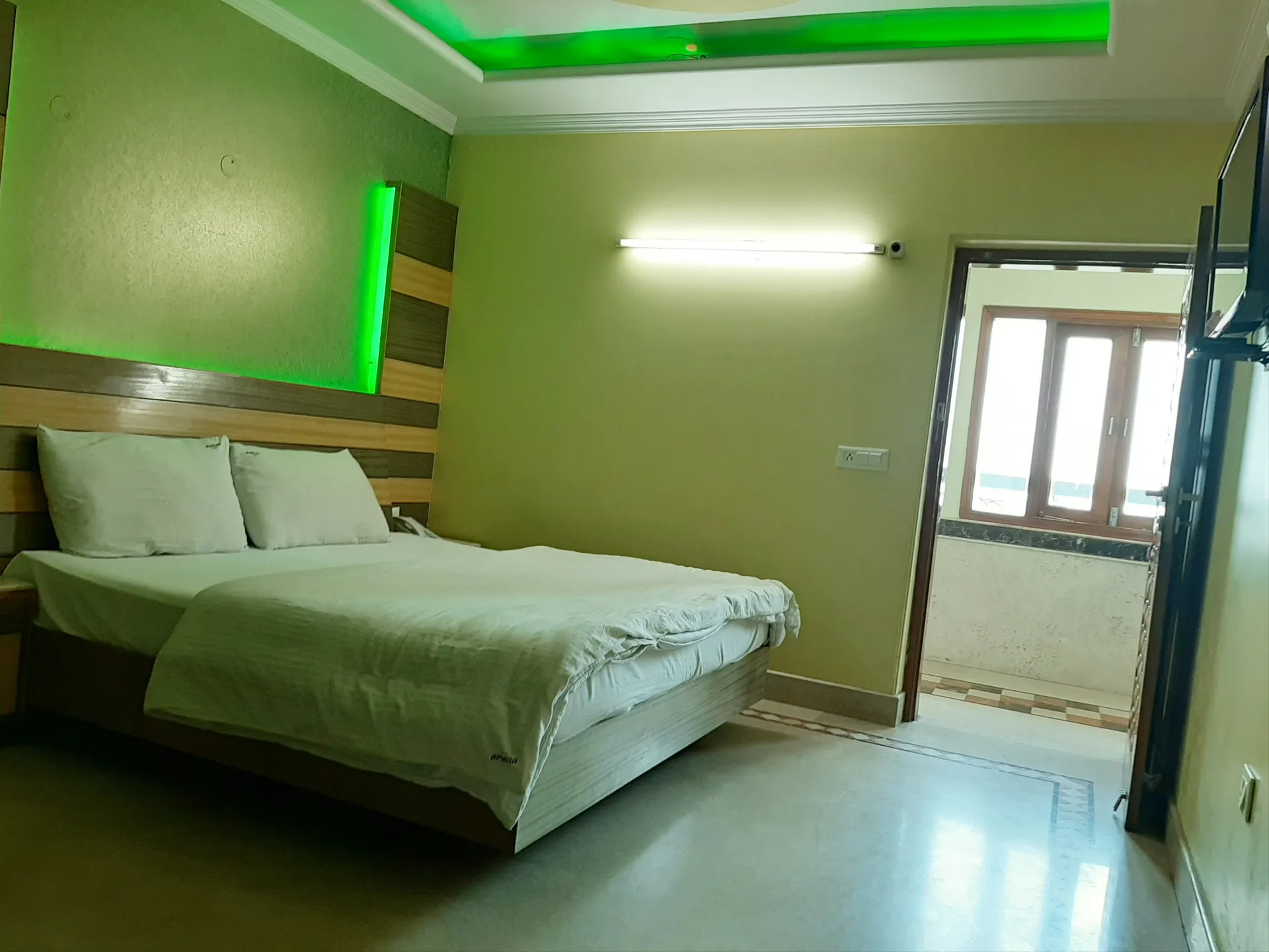 Hotel Apsara Room