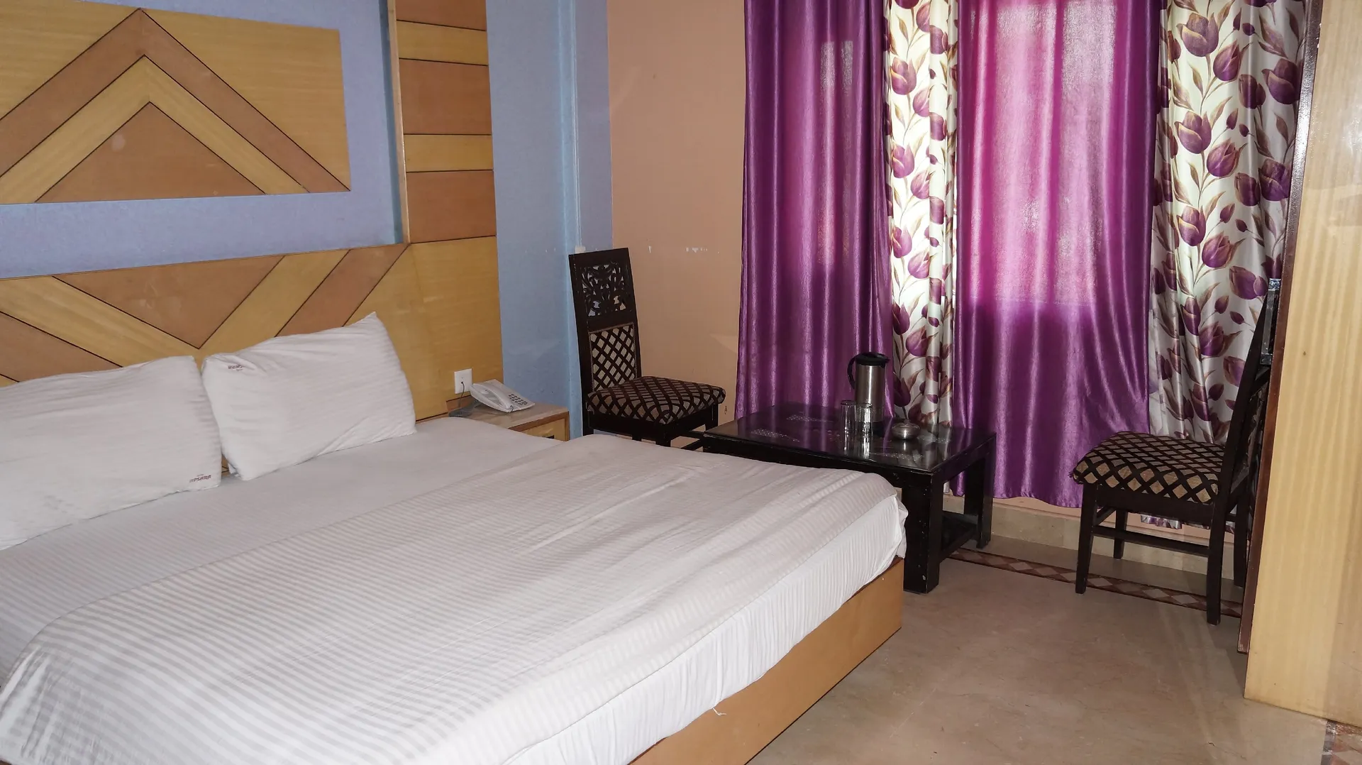 Hotel Apsara Room