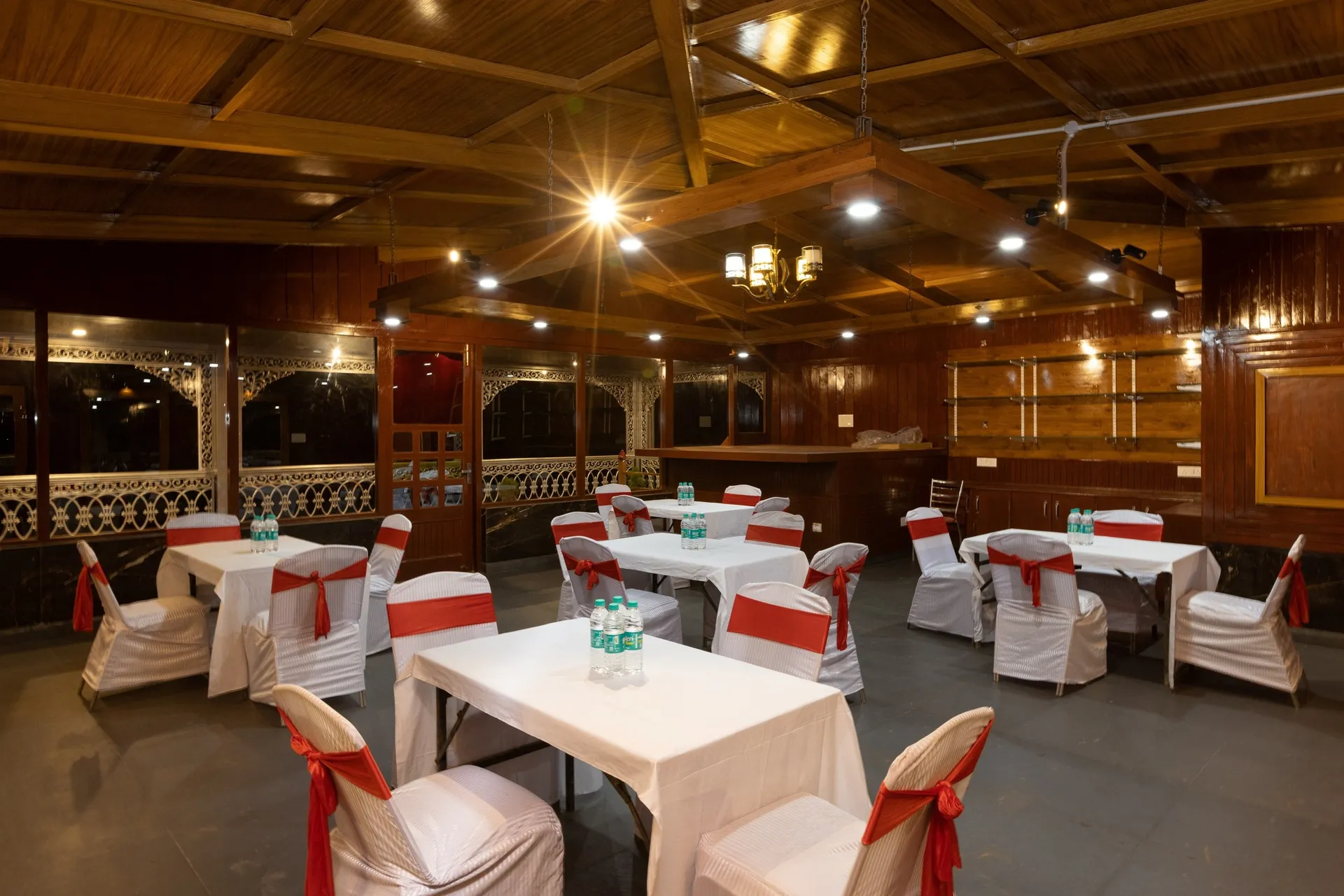 Hotel Forest View and Restaurant Conference Room