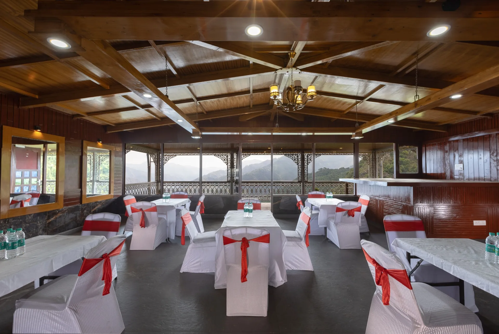 Hotel Forest View and Restaurant Conference Room
