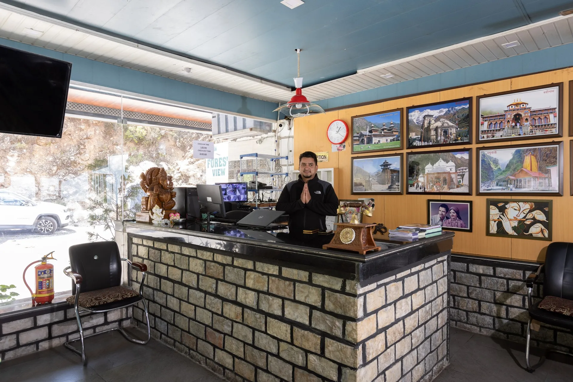 Hotel Forest View and Restaurant Reception
