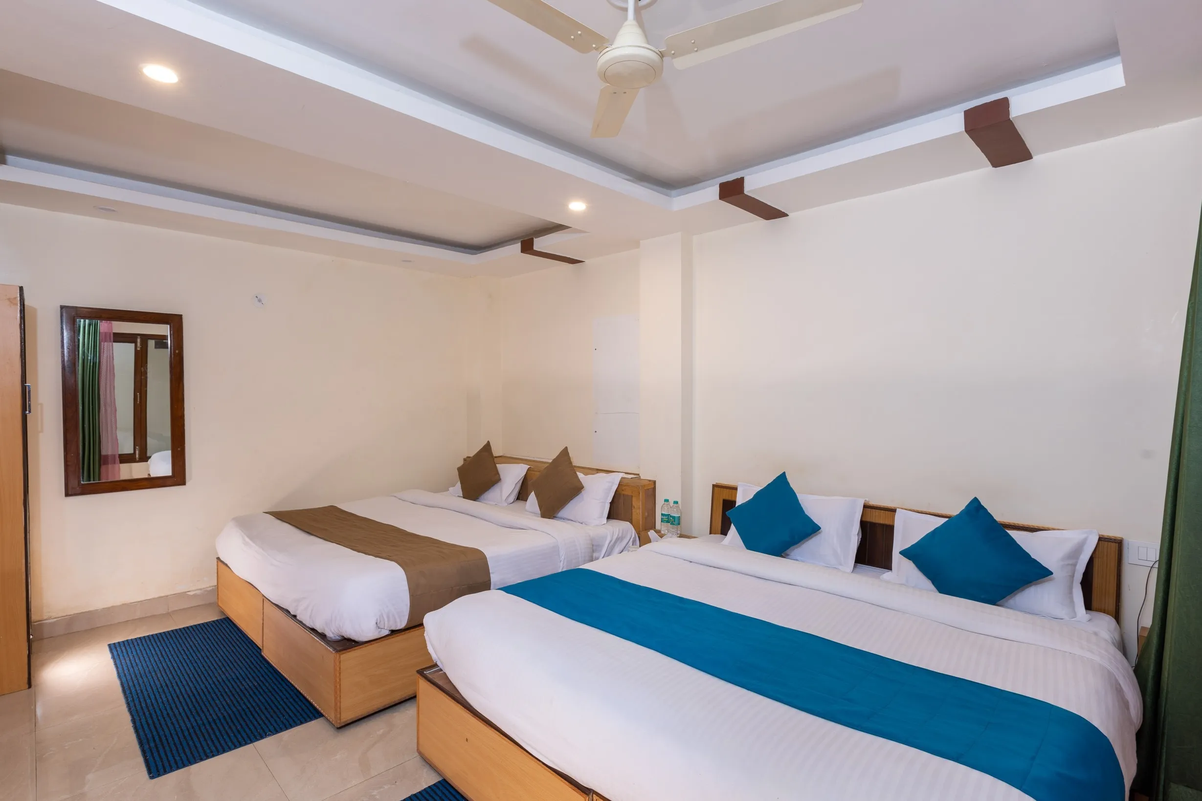 Hotel Forest View and Restaurant Room