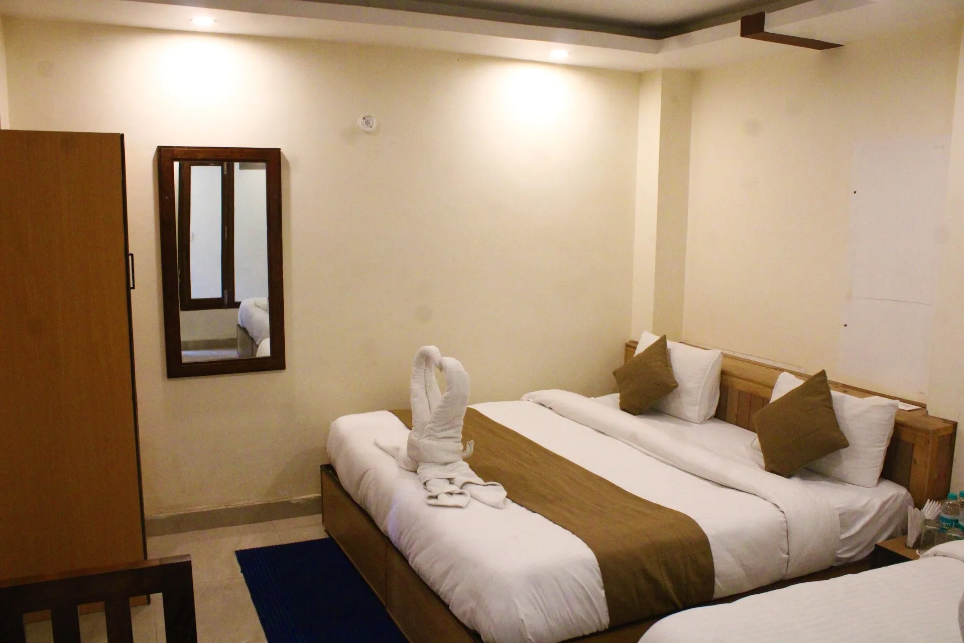 Hotel Forest View and Restaurant Room