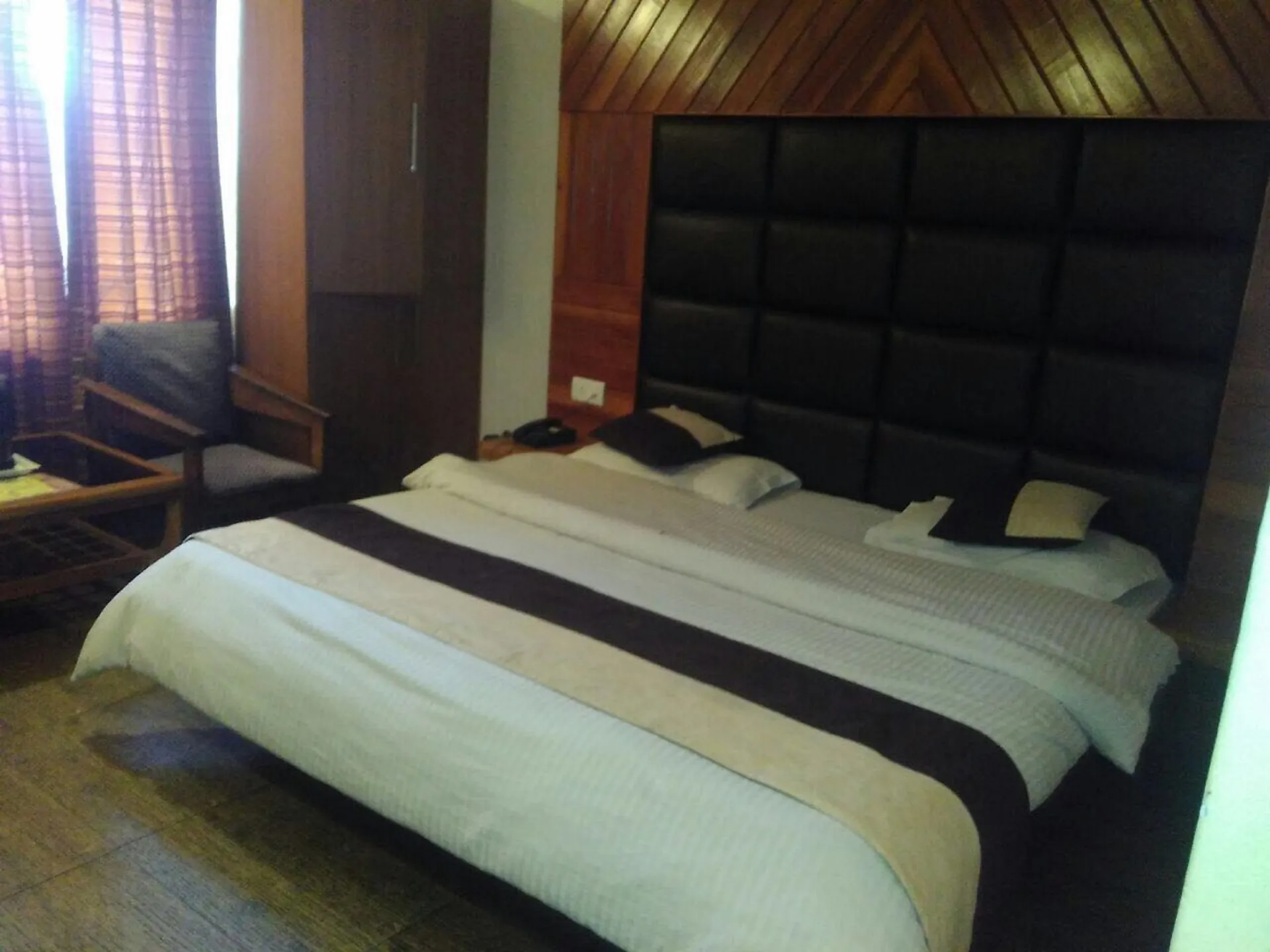 Hotel Kahkashan by Royal Collection Hotels Interiors