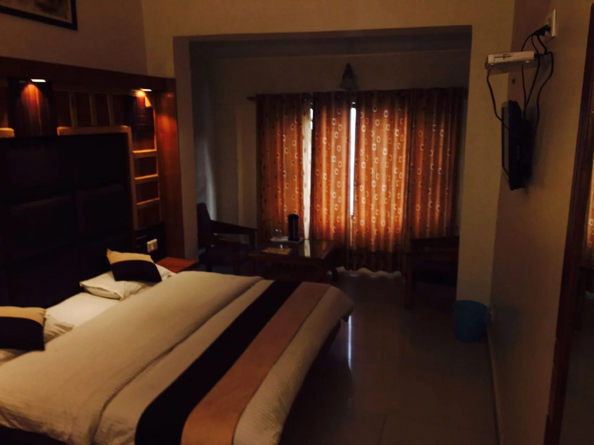 Hotel Kahkashan by Royal Collection Hotels Interiors