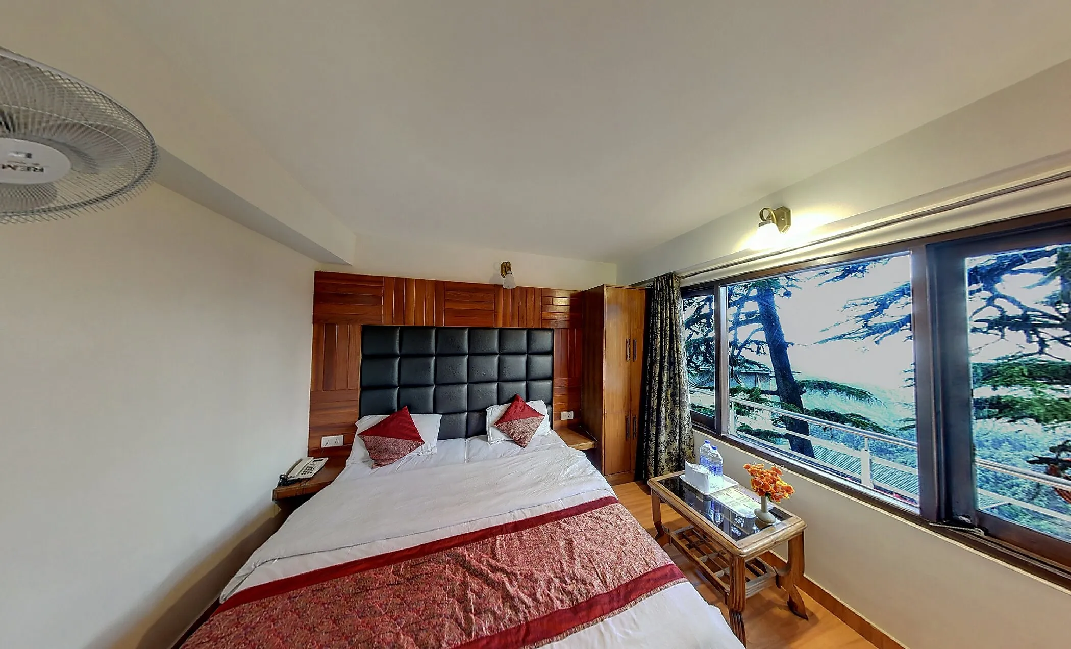 Hotel Kahkashan by Royal Collection Hotels Room