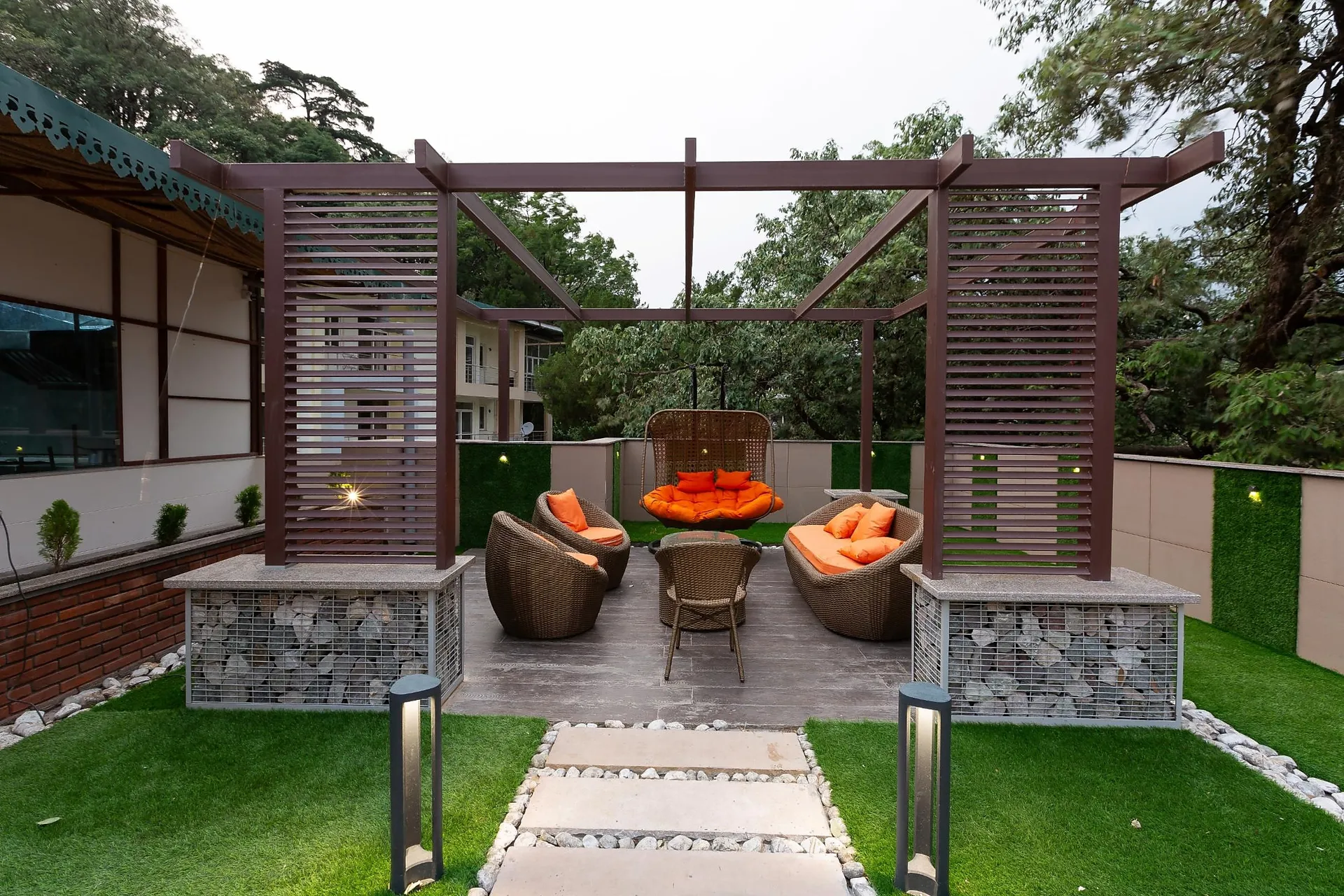 Hotel LA Eden Outdoors