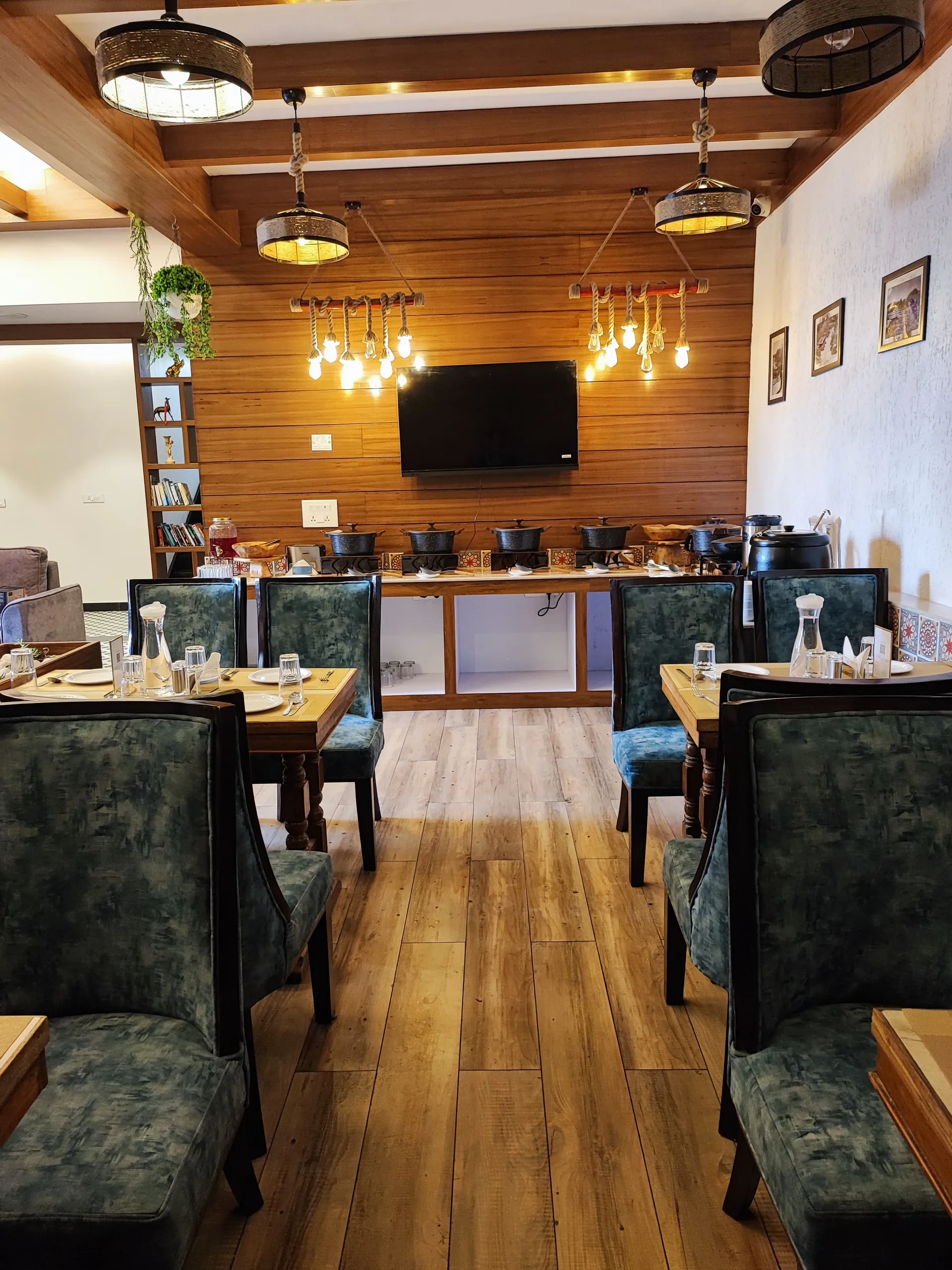 Hotel North Wood Restaurant
