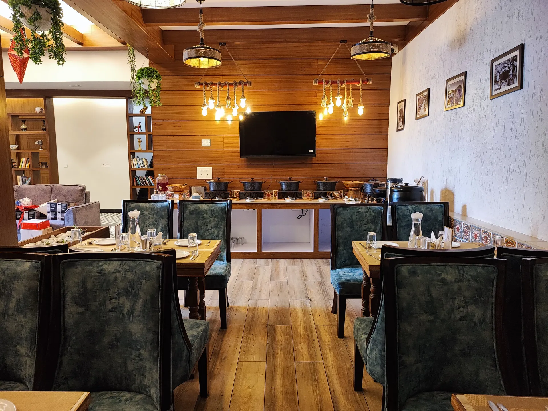 Hotel North Wood Restaurant