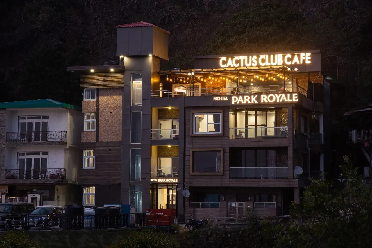 Hotel Park Royale Inn Facade