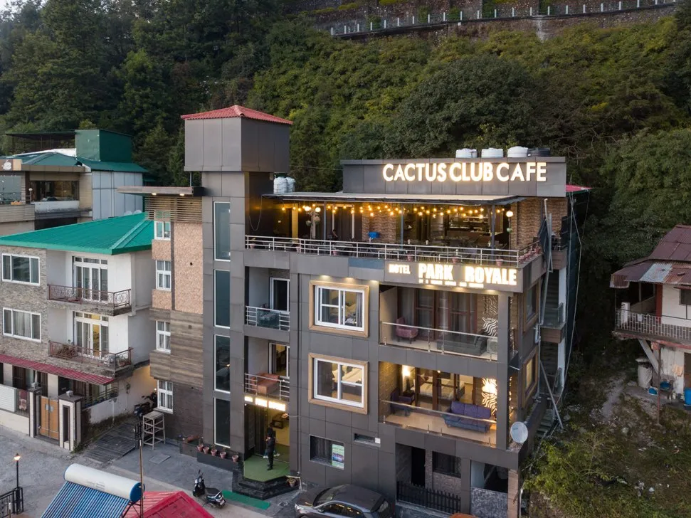 Hotel Park Royale Inn Facade
