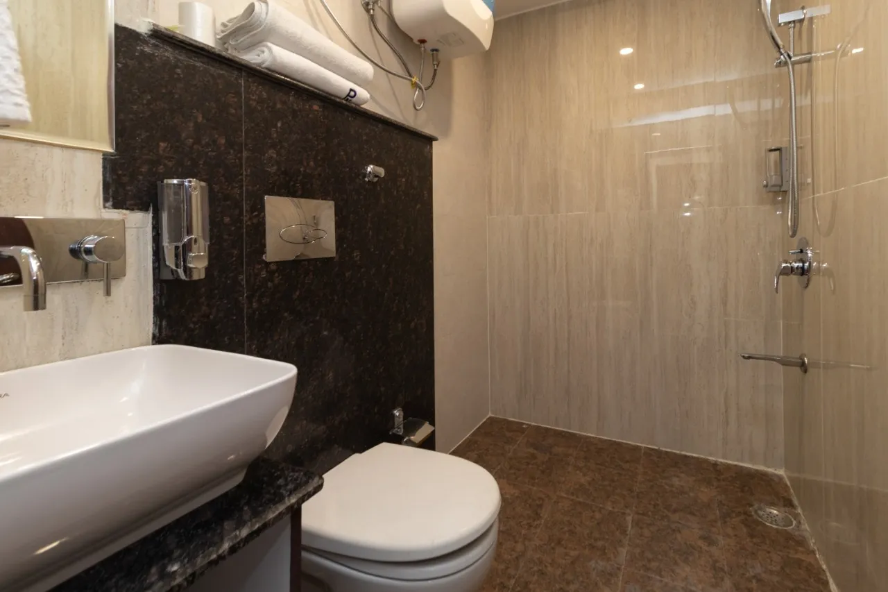 Hotel Park Royale Inn Room