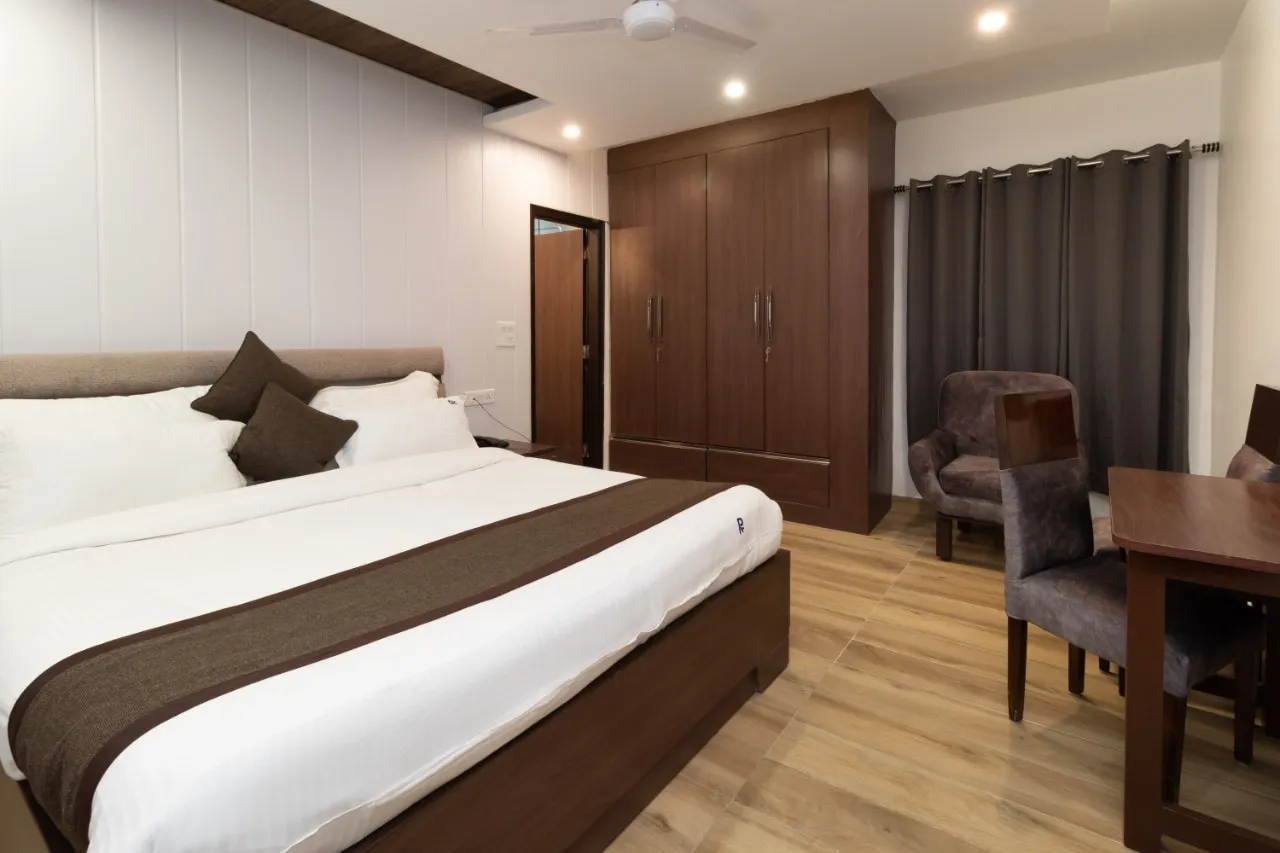Hotel Park Royale Inn Room