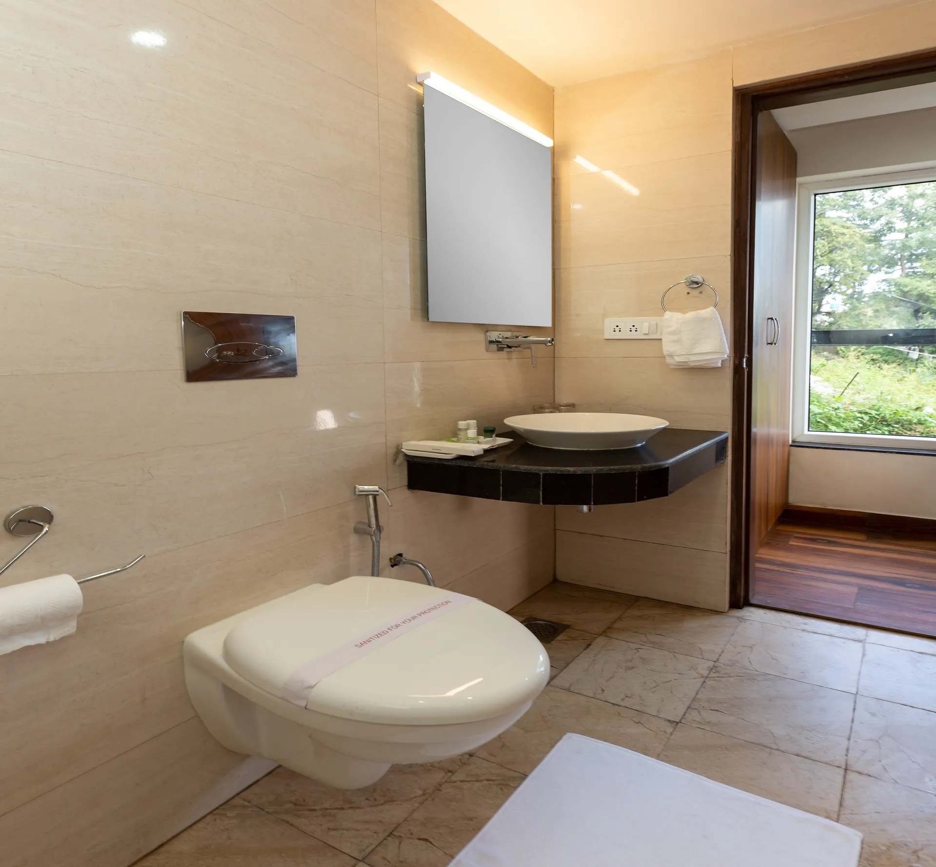 Hotel Wild Wood Room