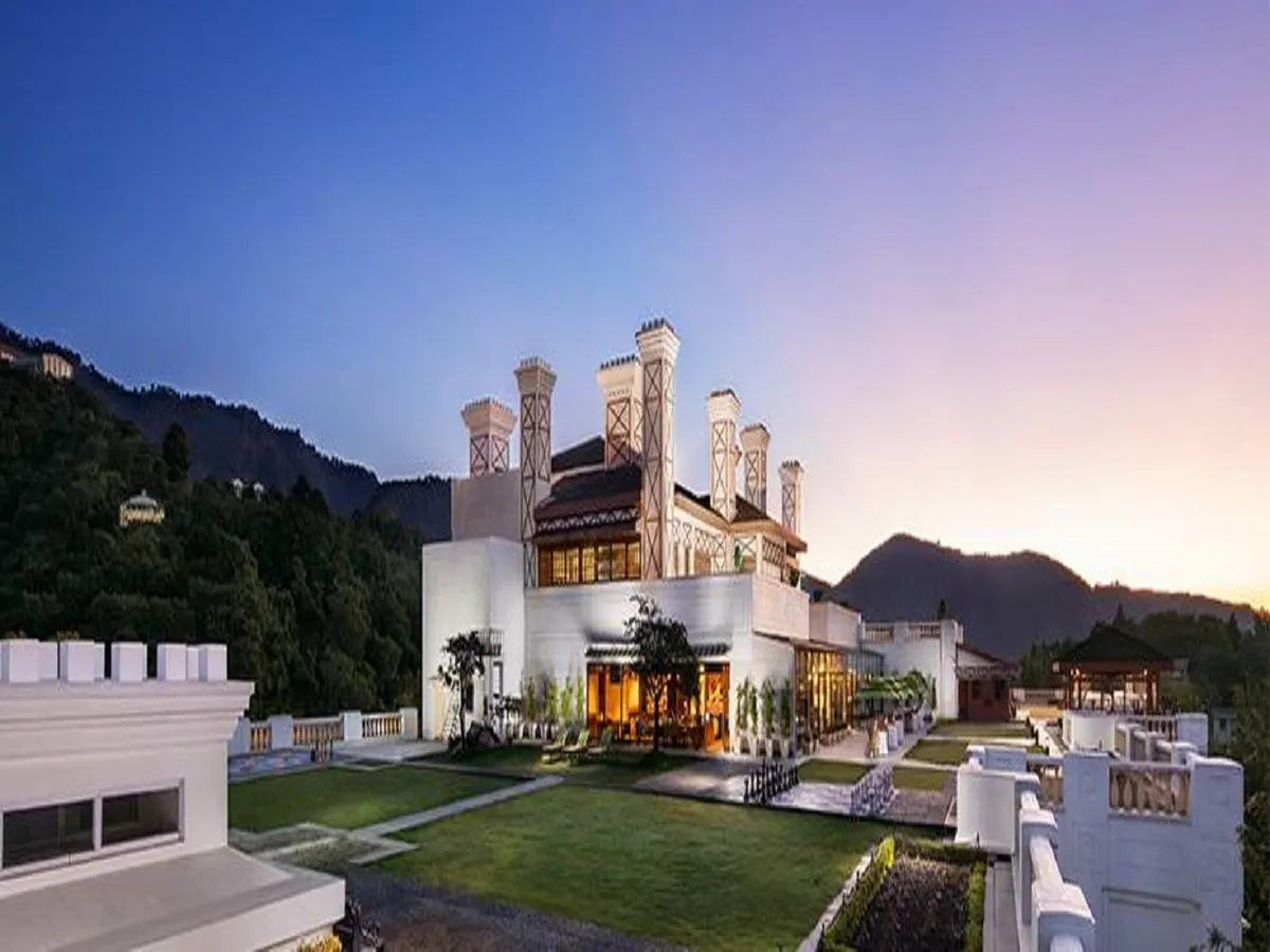 Jaypee Residency Manor Facade