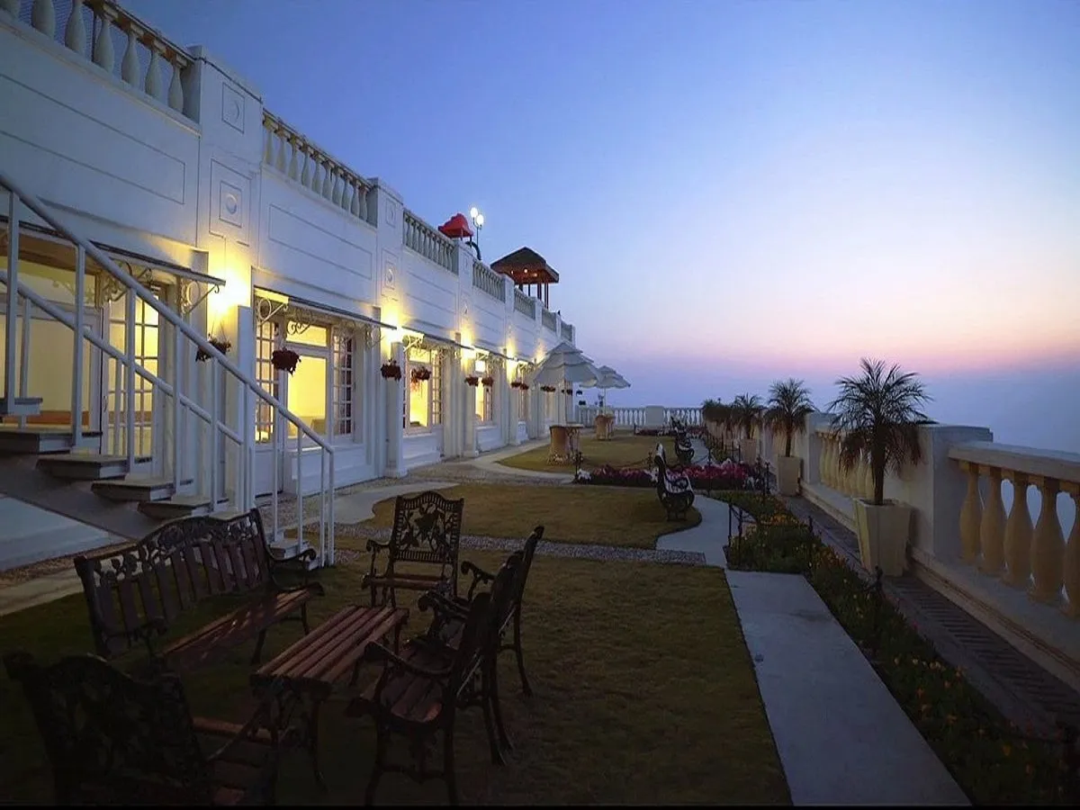 Jaypee Residency Manor Facade