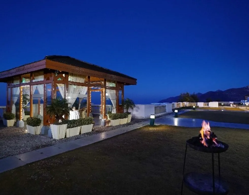 Jaypee Residency Manor Outdoors