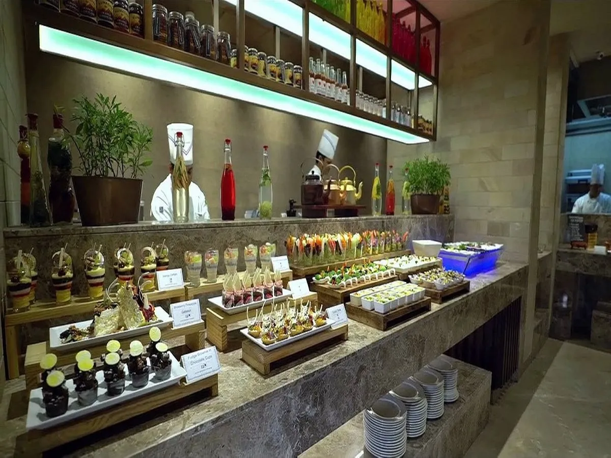 Jaypee Residency Manor Restaurant