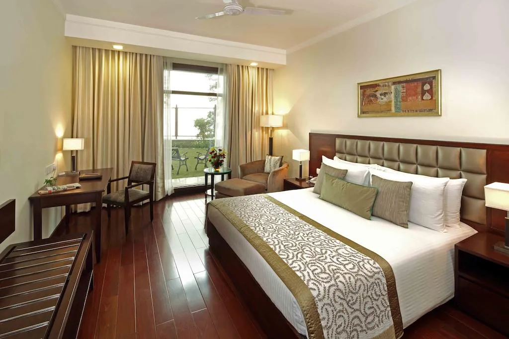 Jaypee Residency Manor Room