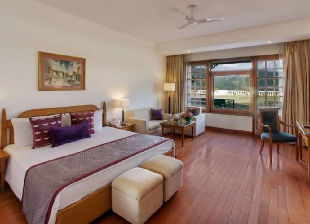 Jaypee Residency Manor Room