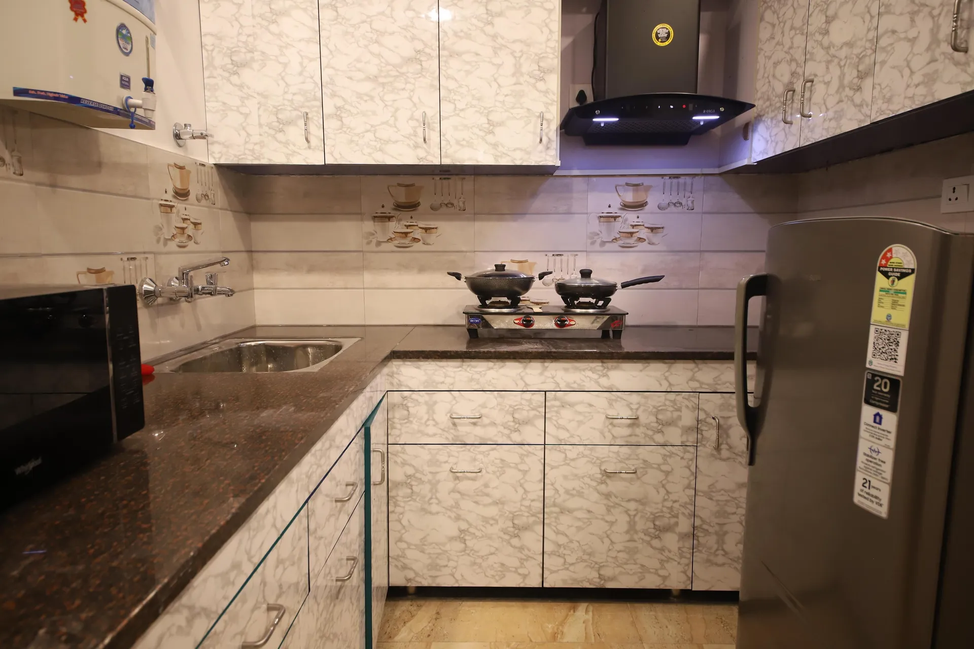 Perfectstayz Homes Mussoorie Kitchenette