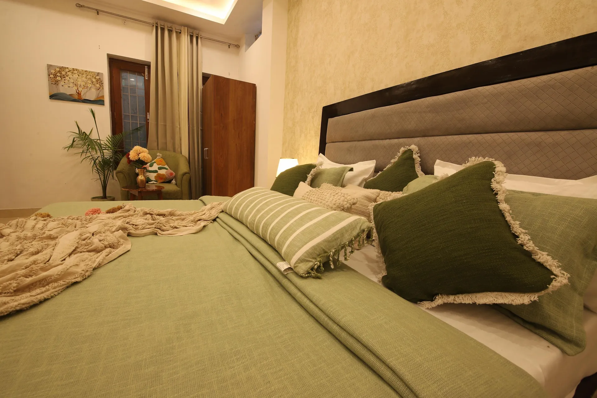 Perfectstayz Homes Mussoorie Room