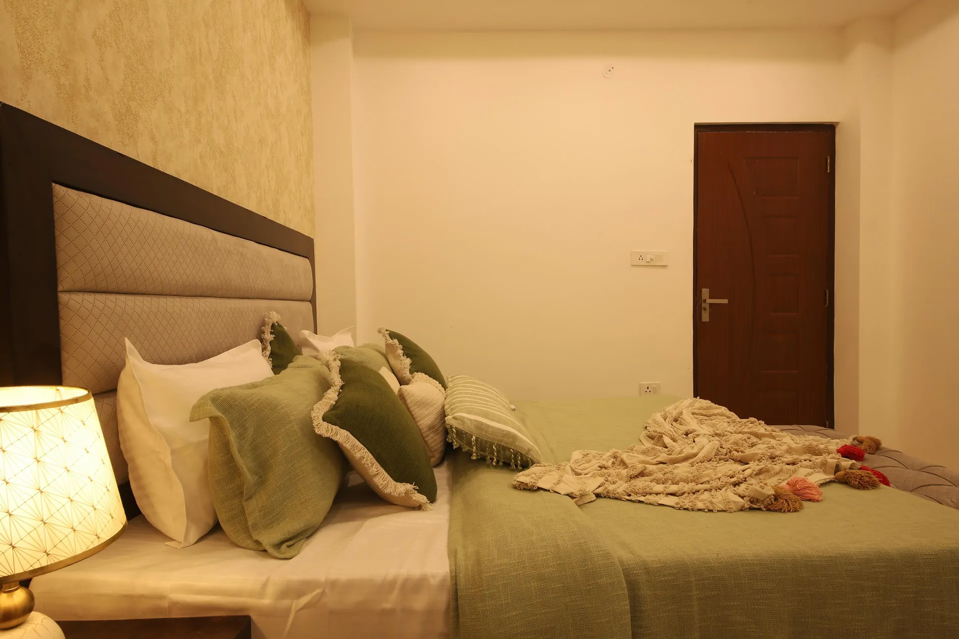 Perfectstayz Homes Mussoorie Room
