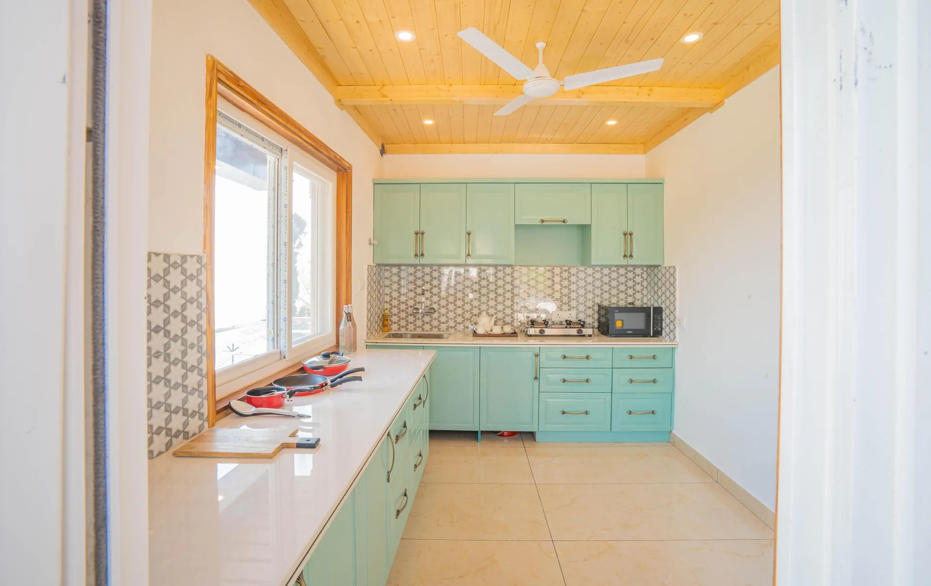 Perfectstayz Paradise Kitchenette
