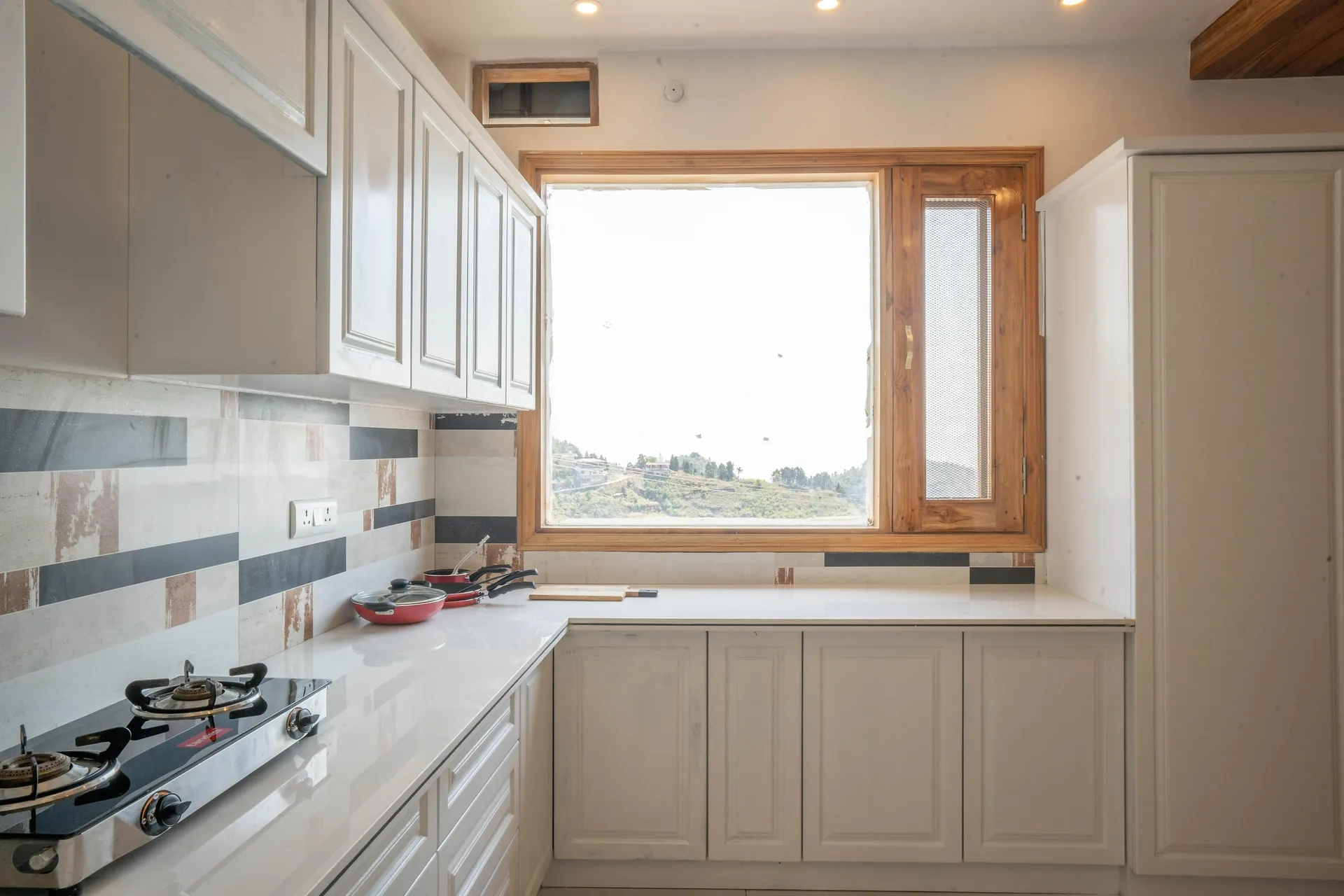 Perfectstayz Paradise Kitchenette