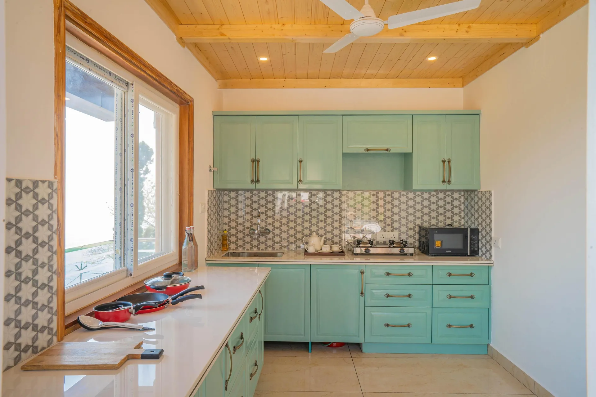 Perfectstayz Paradise Kitchenette