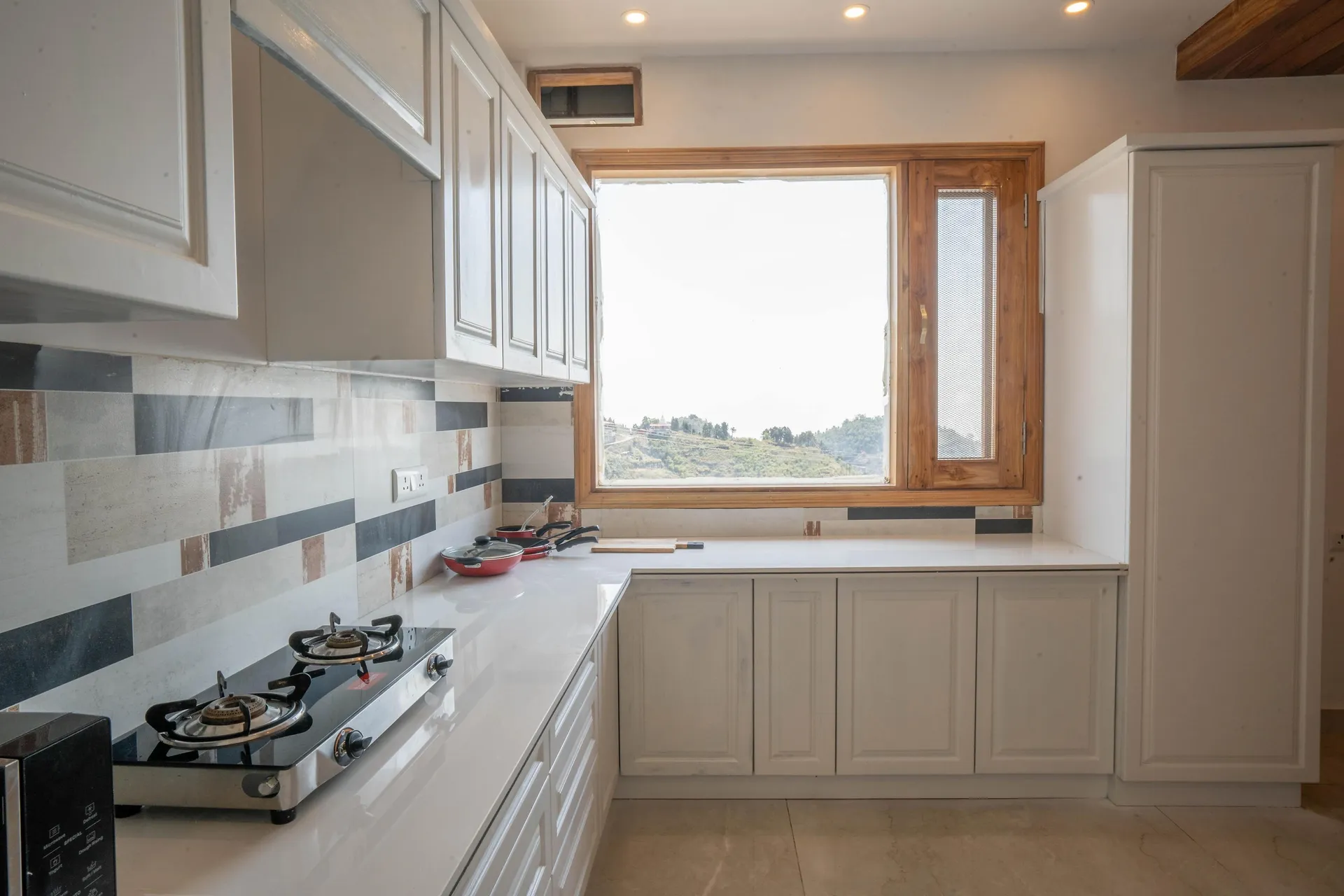Perfectstayz Paradise Kitchenette