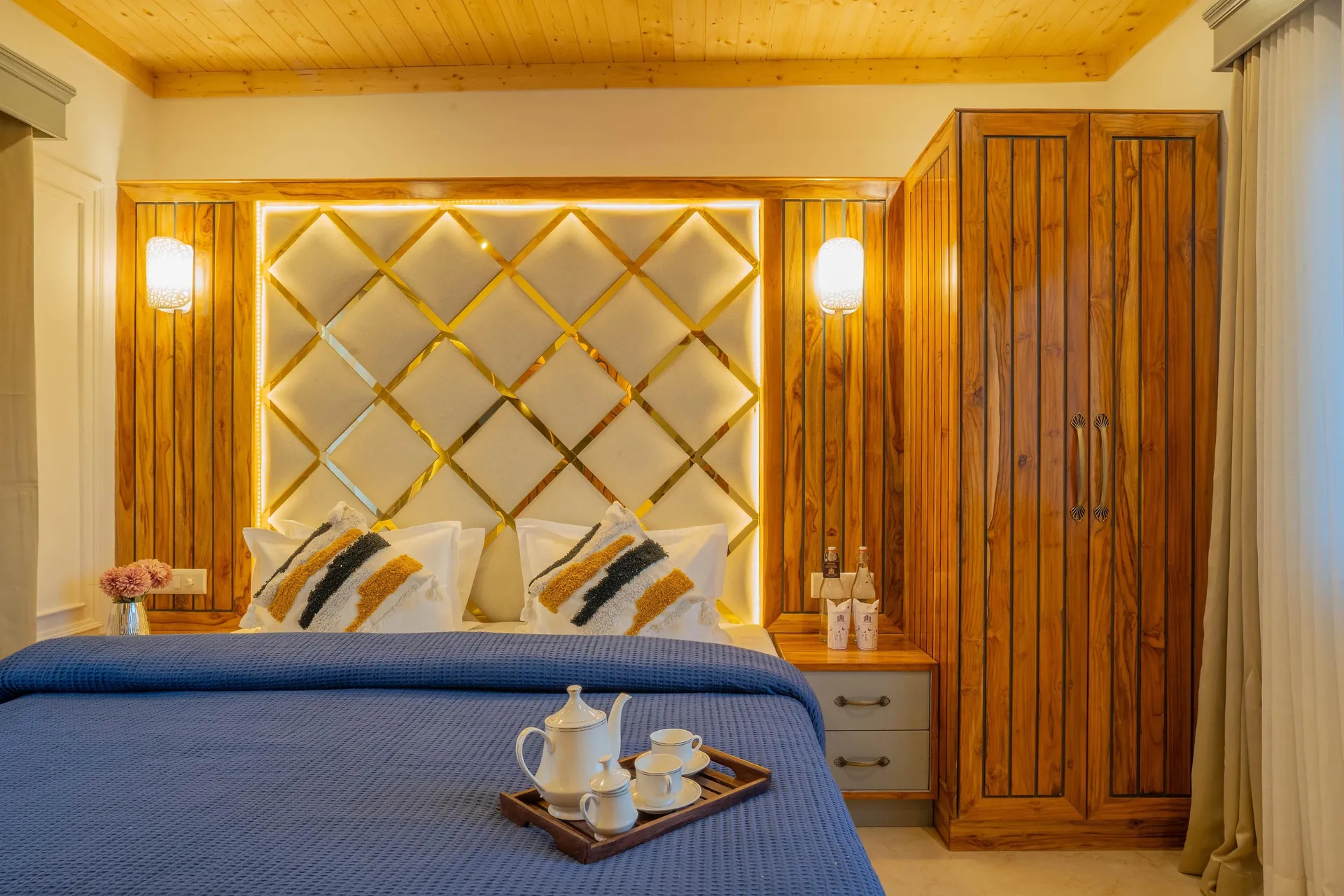 Perfectstayz Paradise Room