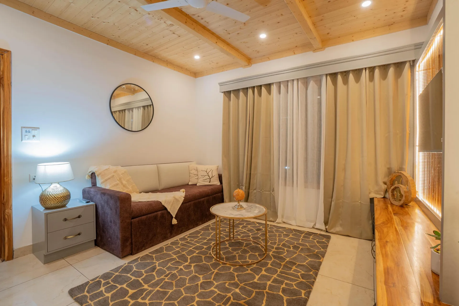 Perfectstayz Paradise Room
