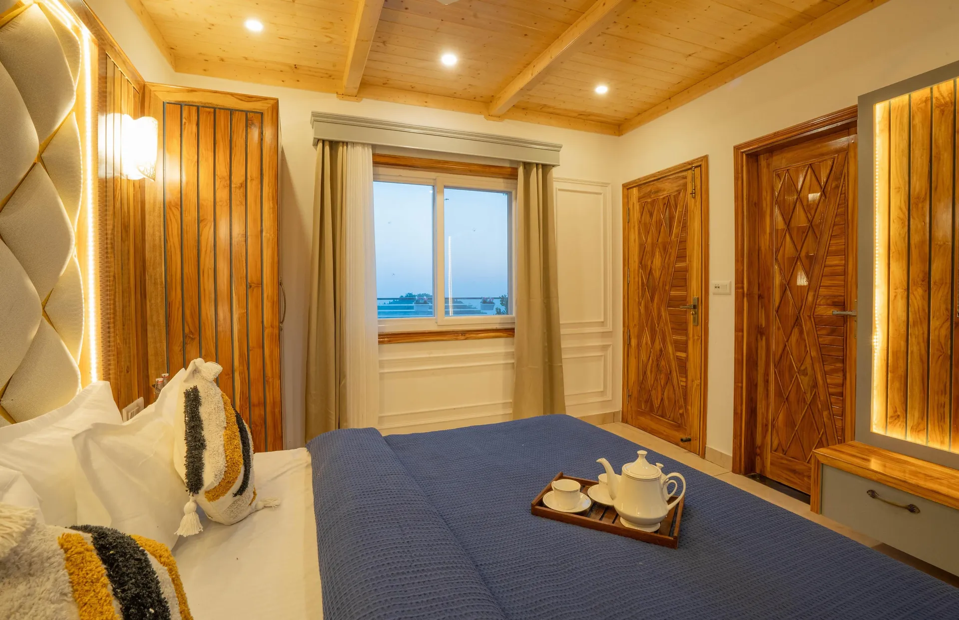 Perfectstayz Paradise Room