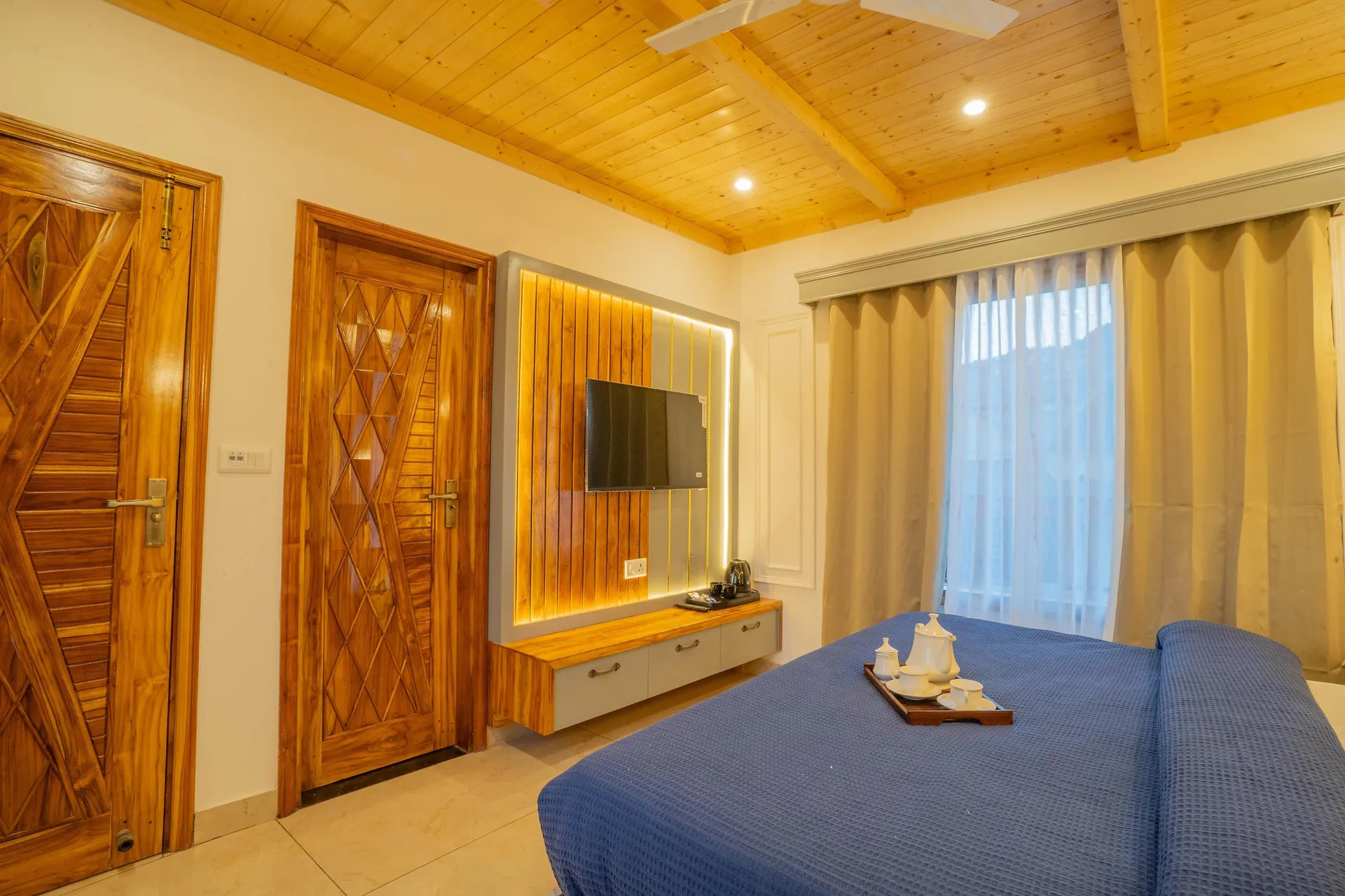 Perfectstayz Paradise Room