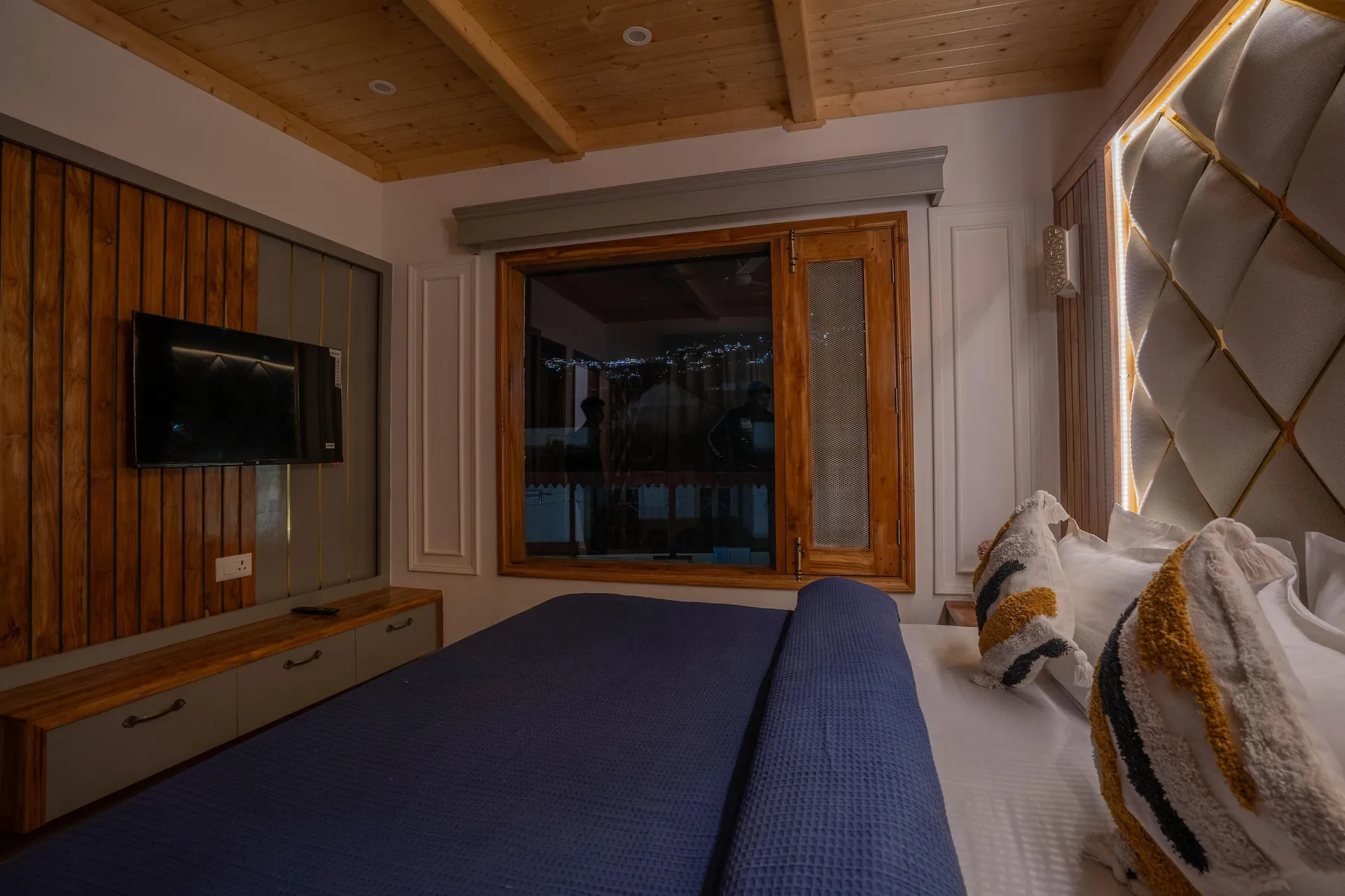 Perfectstayz Paradise Room