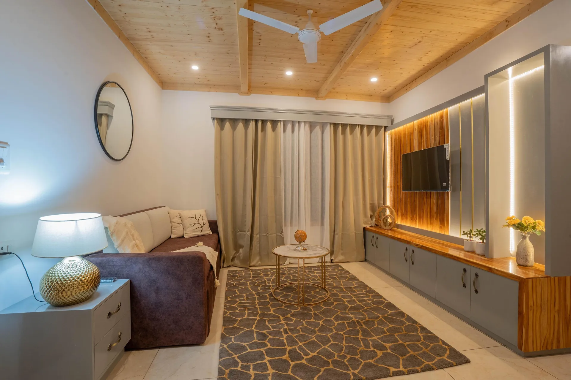 Perfectstayz Paradise Room
