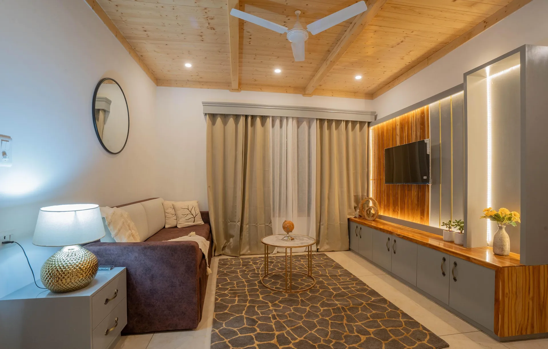 Perfectstayz Paradise Room