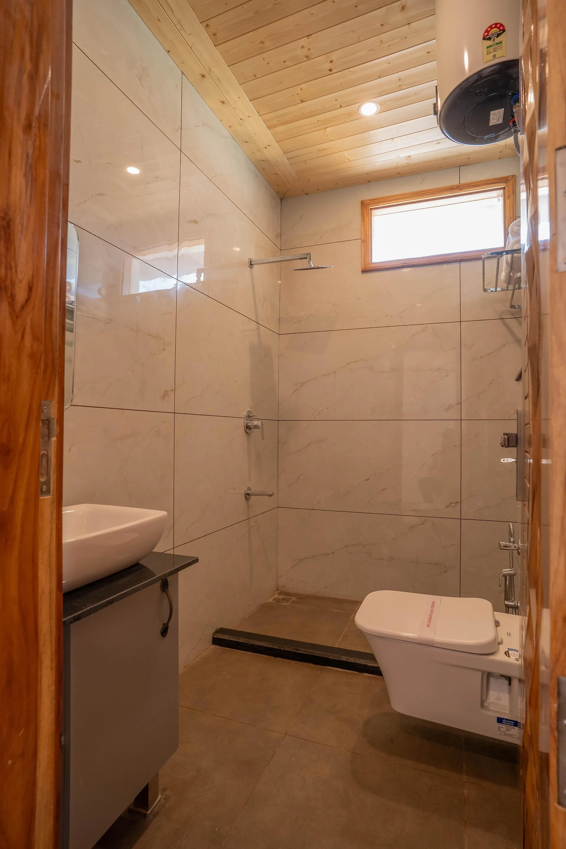 Perfectstayz Paradise Washroom