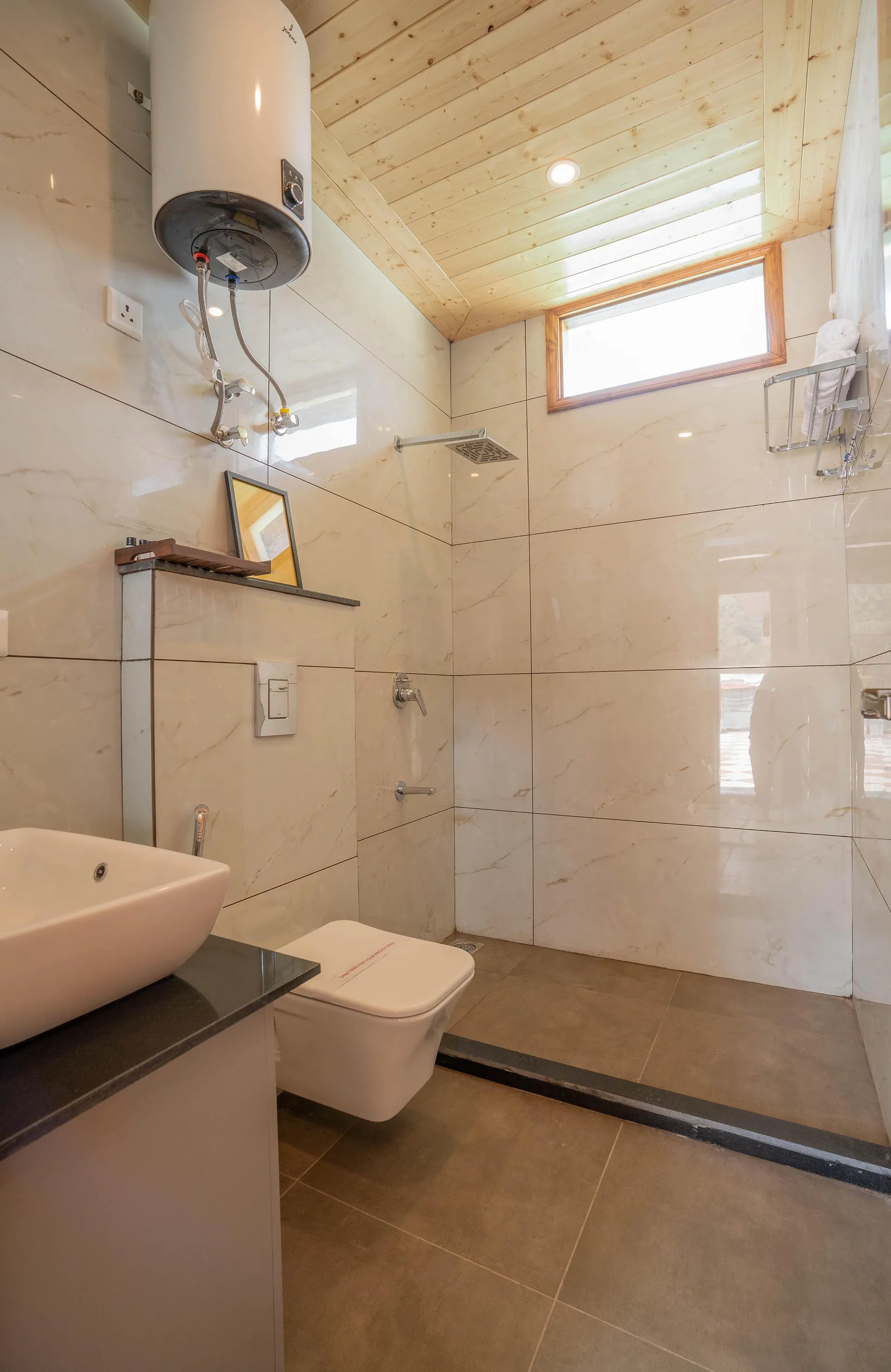 Perfectstayz Paradise Washroom