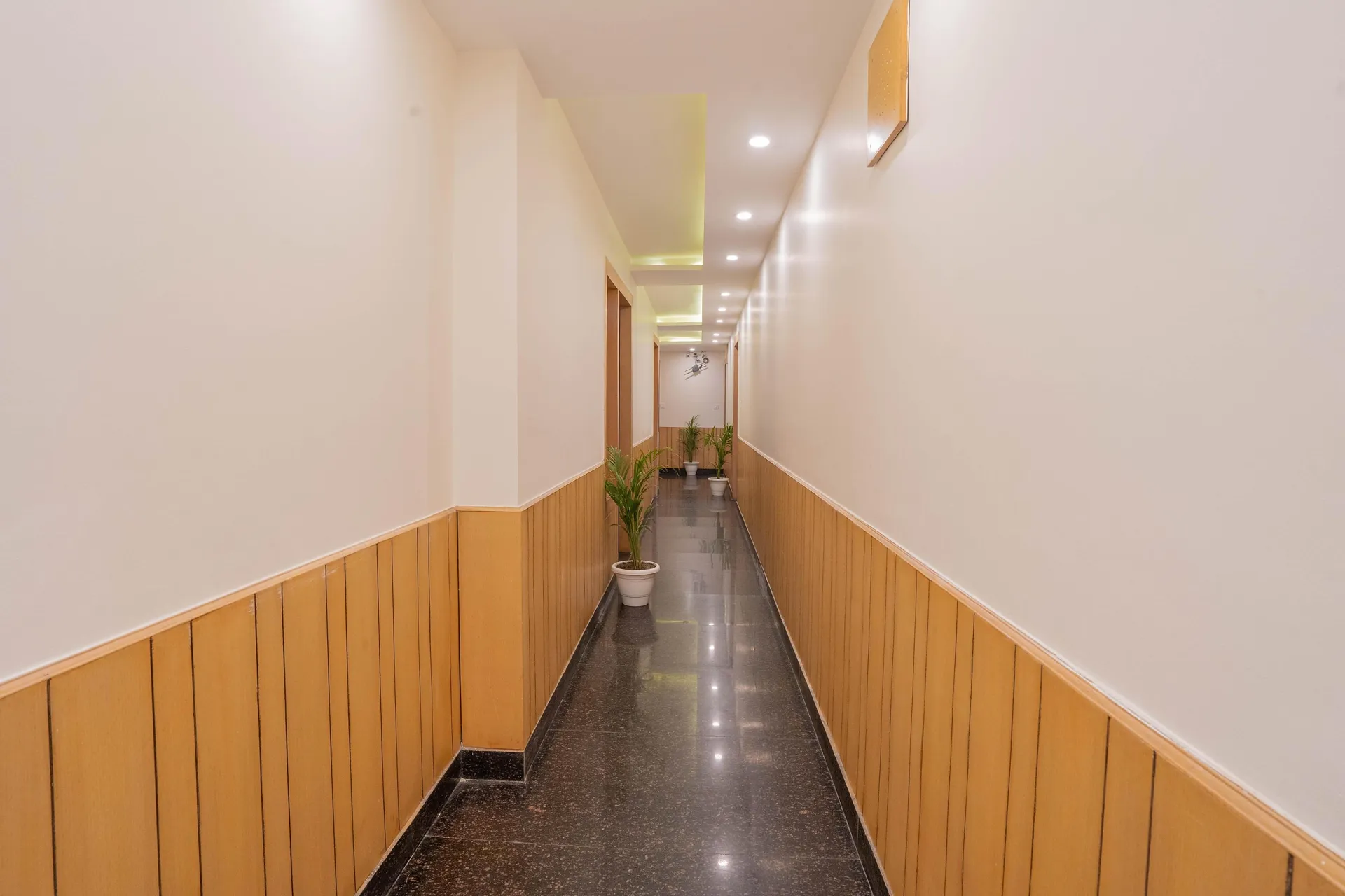 Perfectstayz Premium Mall Road Common Area