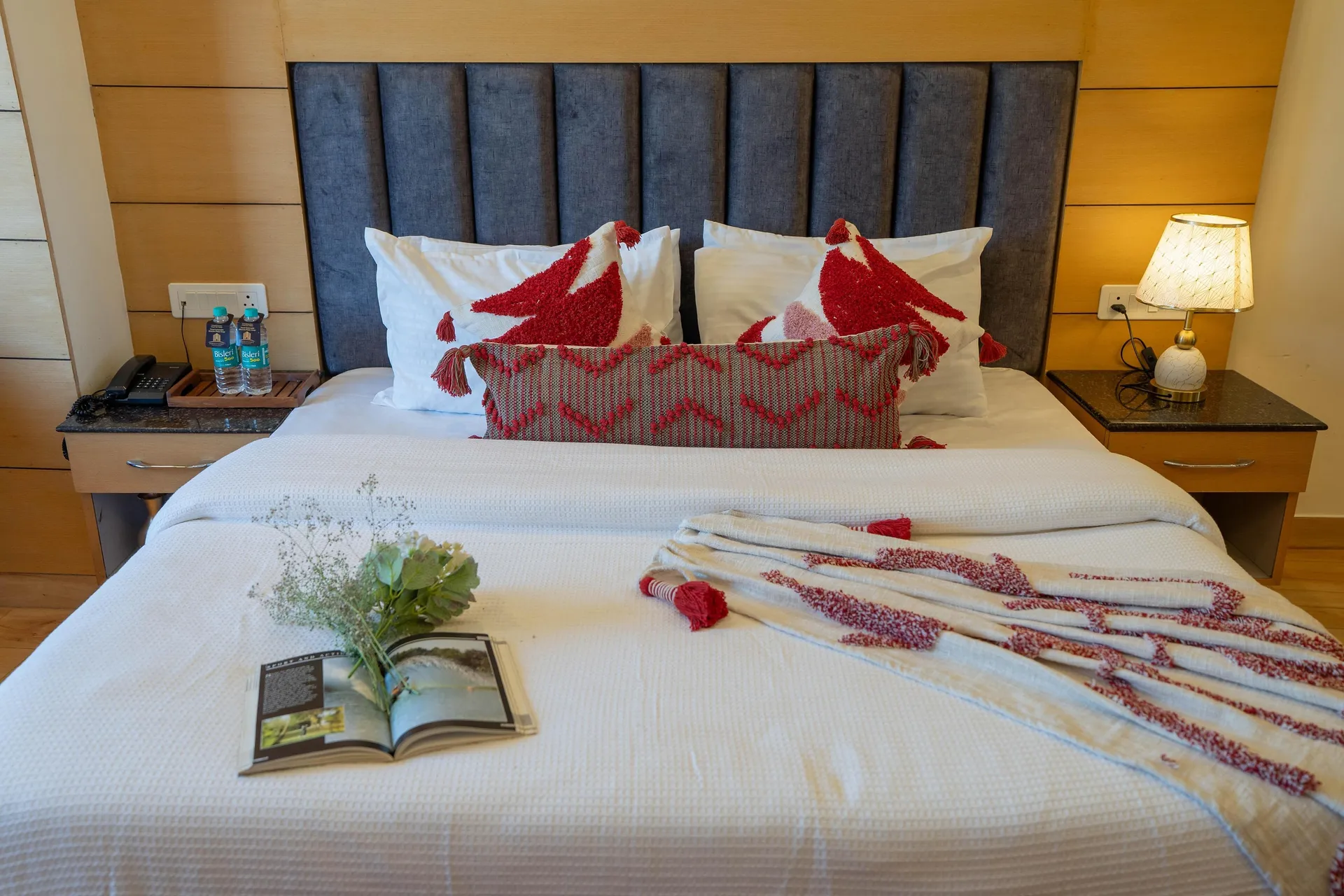 Perfectstayz Premium Mall Road Room