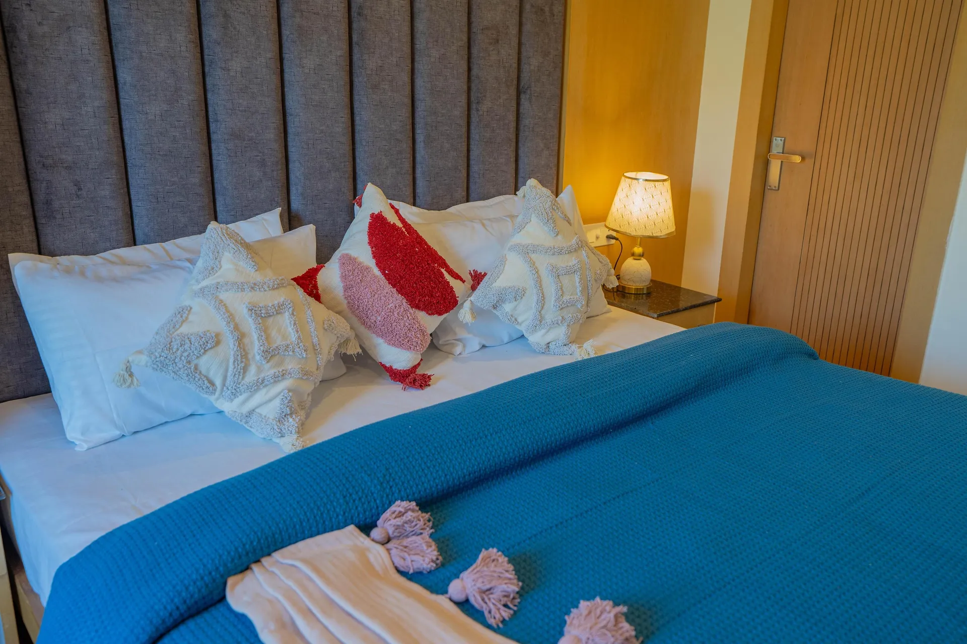 Perfectstayz Premium Mall Road Room