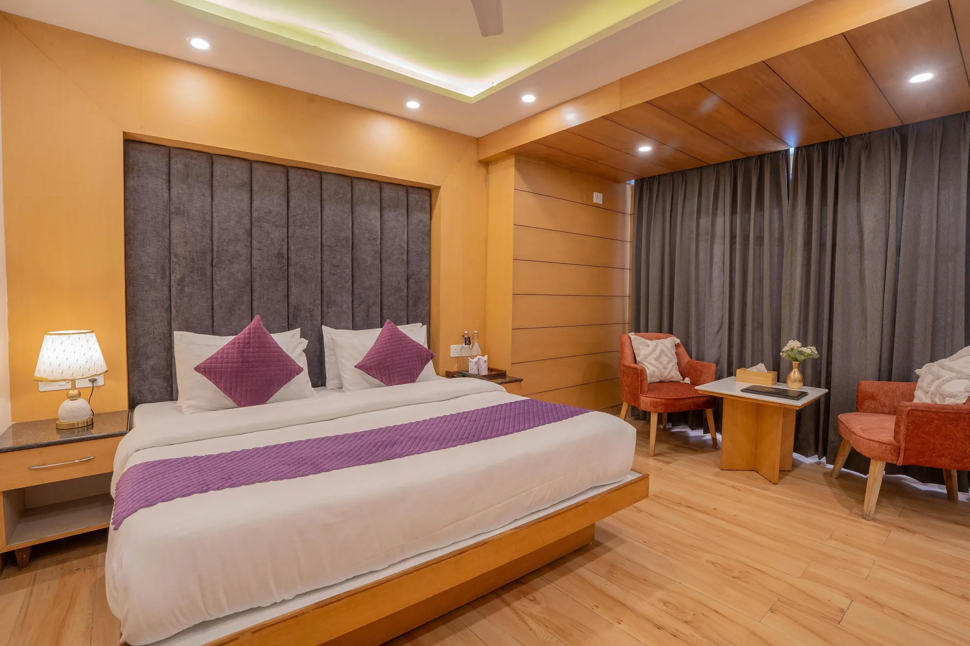 Perfectstayz Premium Mall Road Room