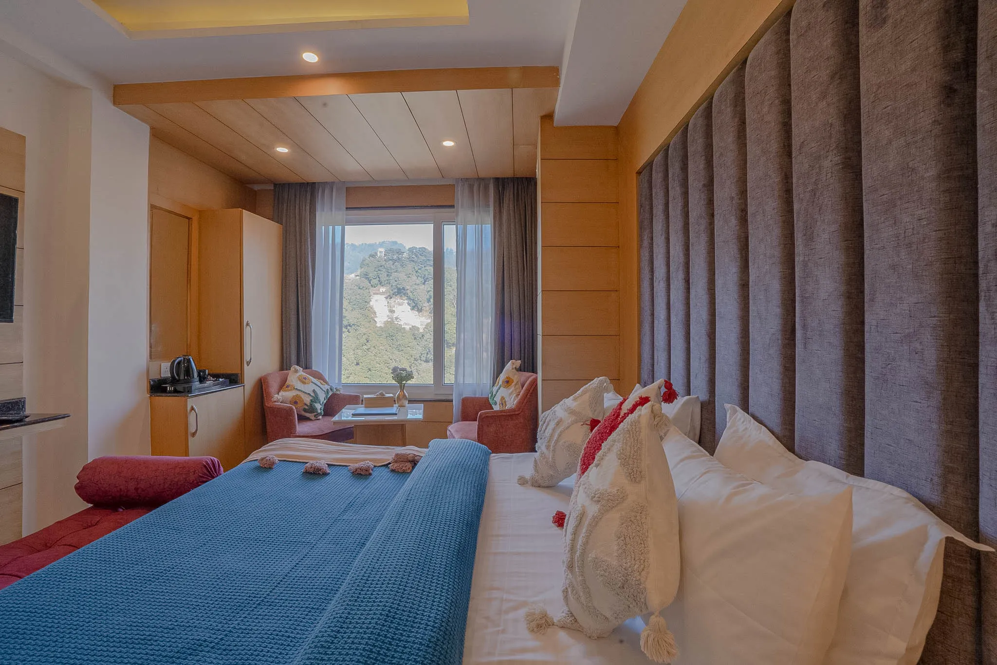 Perfectstayz Premium Mall Road Room