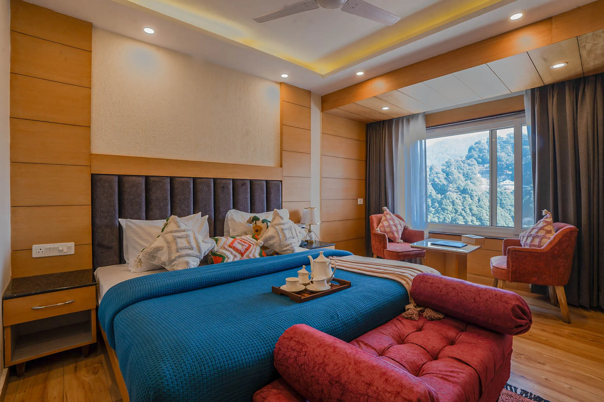 Perfectstayz Premium Mall Road Room