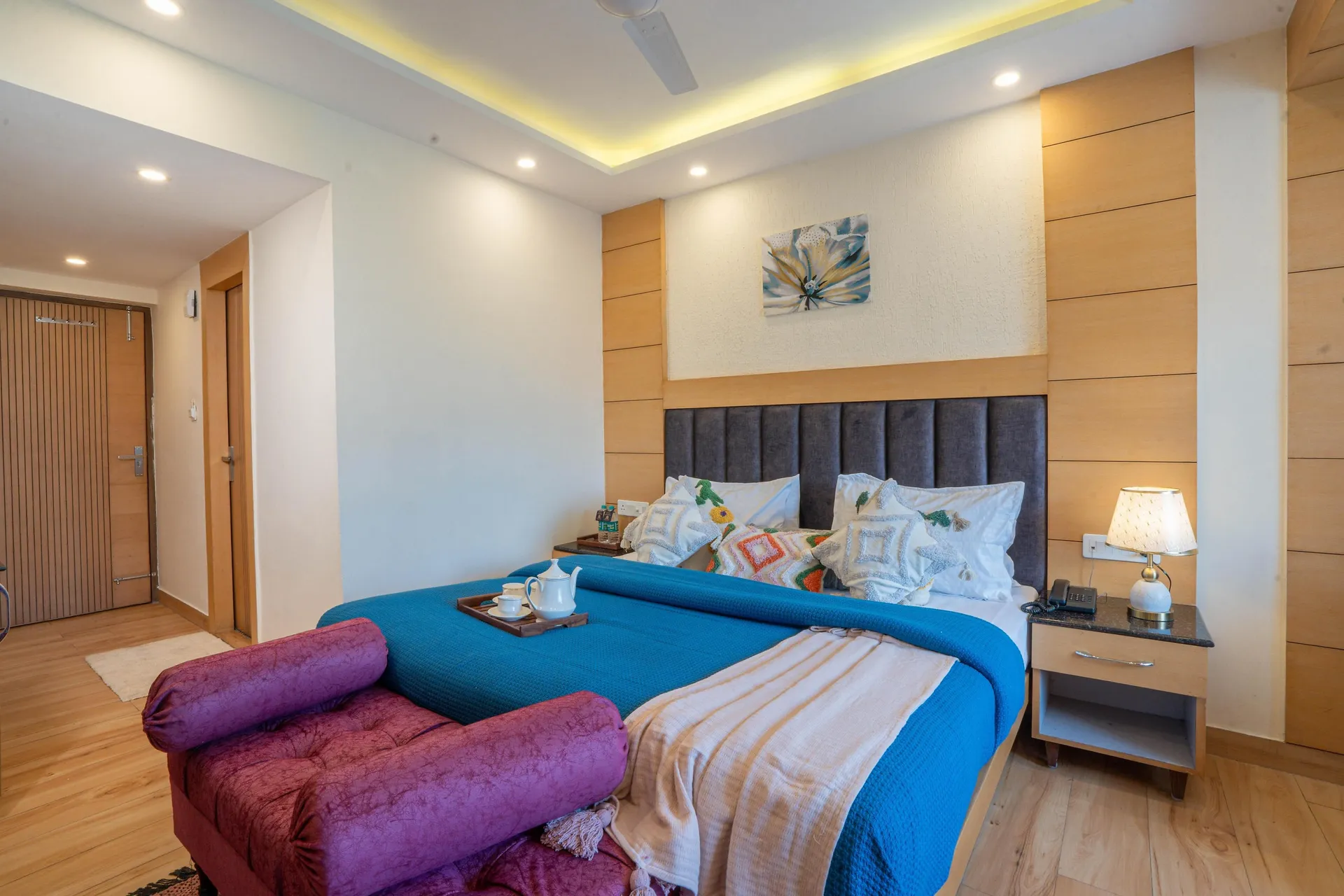 Perfectstayz Premium Mall Road Room