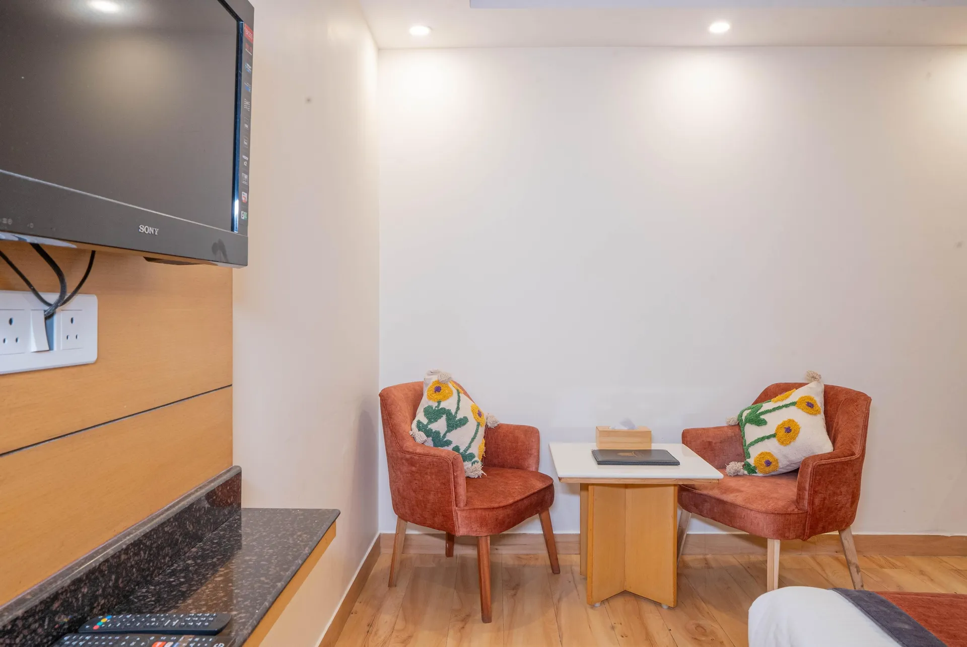 Perfectstayz Premium Mall Road Room