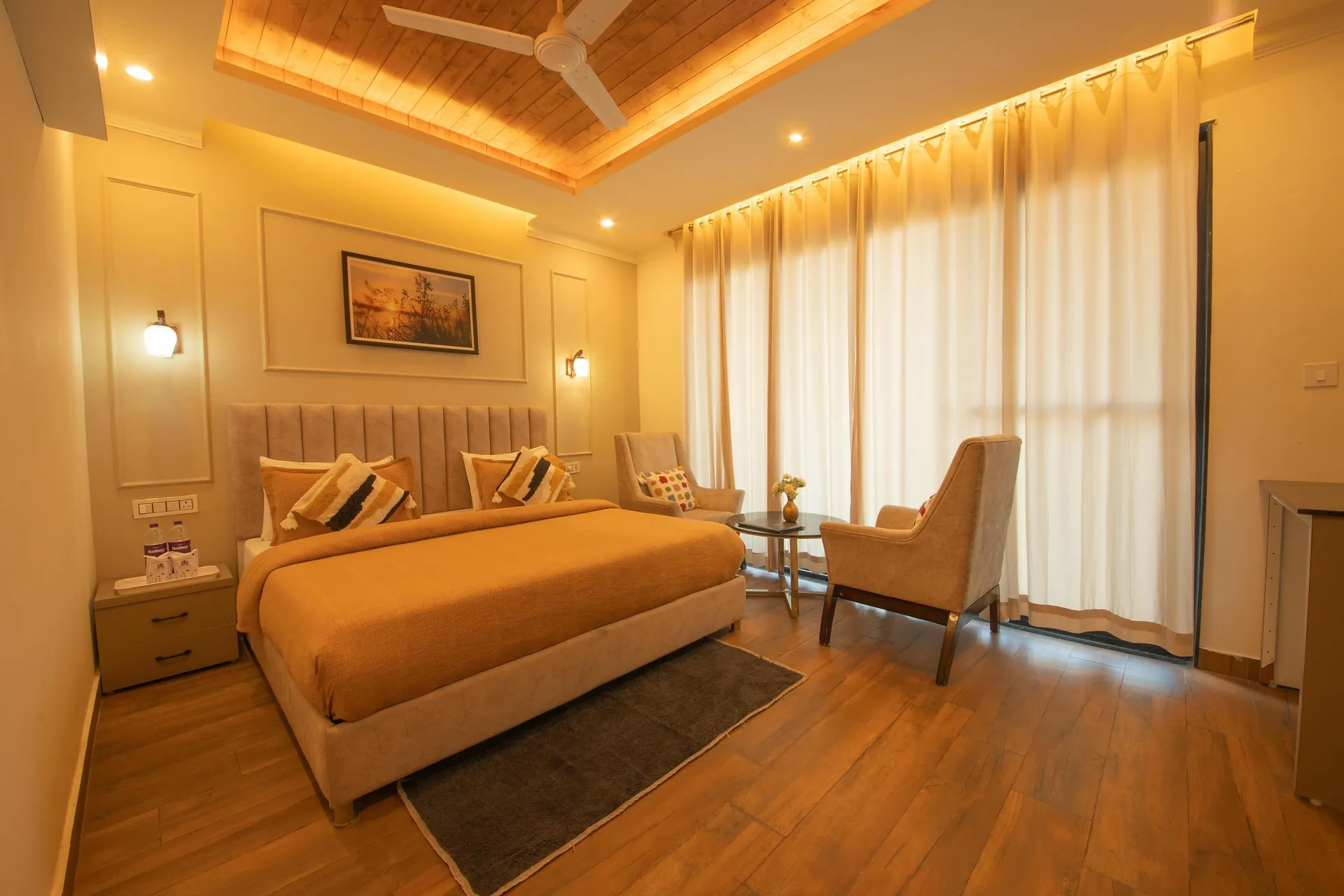 Perfectstayz Premium Westend @ Mall Road Room